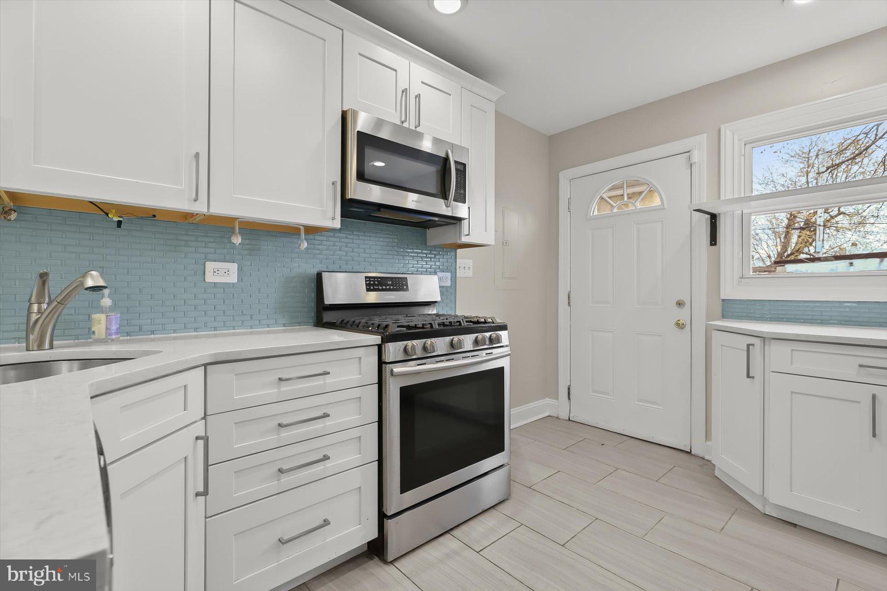 HAMPDEN HISTORIC DISTRICT - Residential