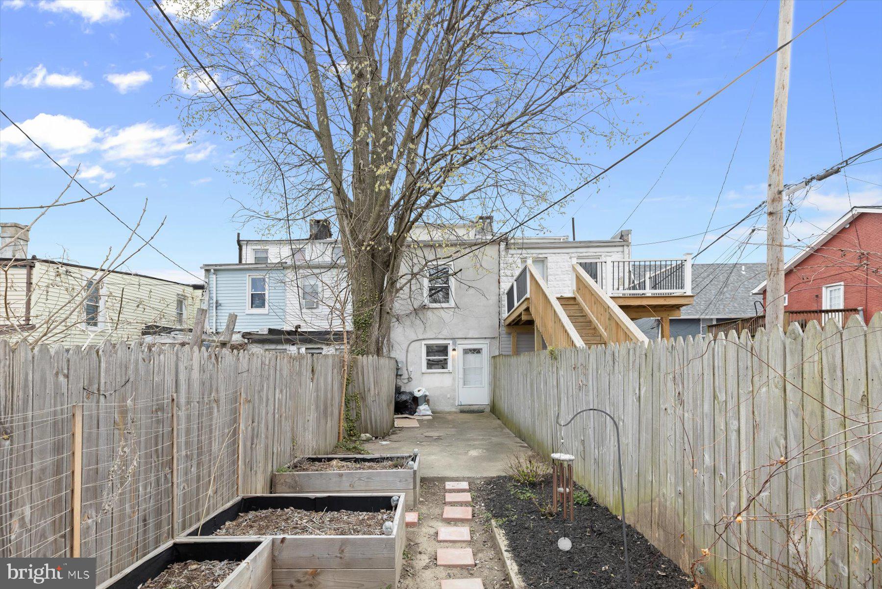 HAMPDEN HISTORIC DISTRICT - Residential