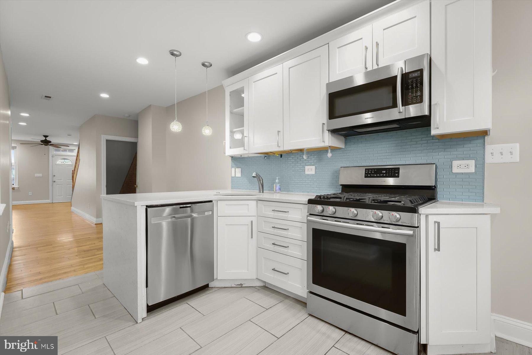 HAMPDEN HISTORIC DISTRICT - Residential