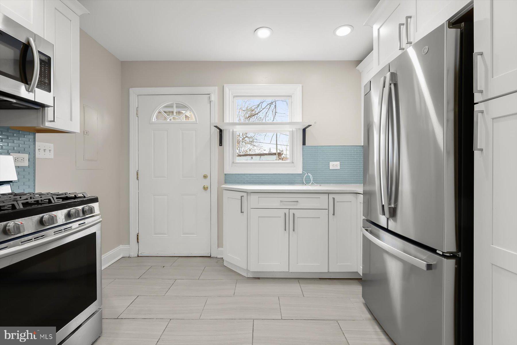 HAMPDEN HISTORIC DISTRICT - Residential