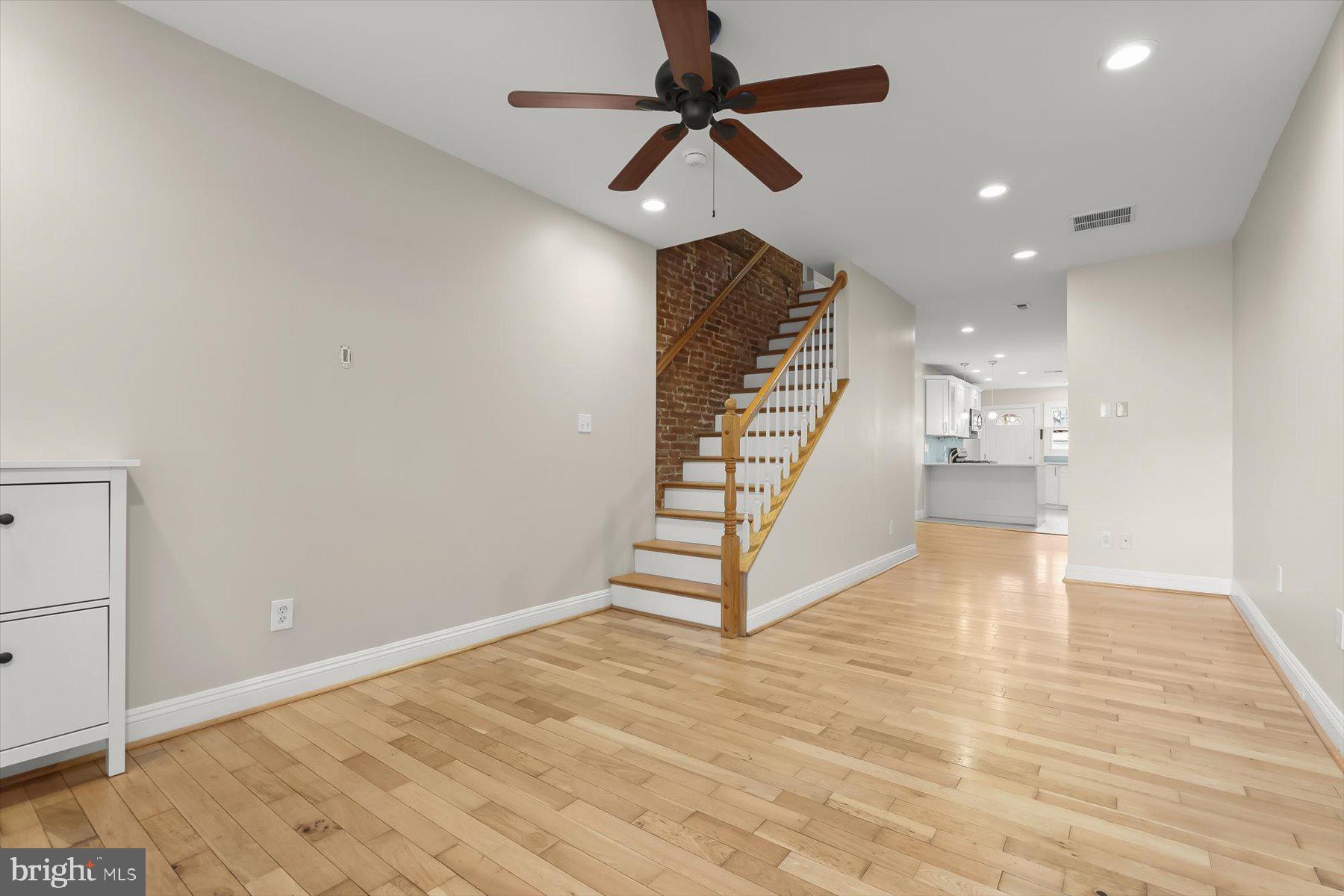 HAMPDEN HISTORIC DISTRICT - Residential