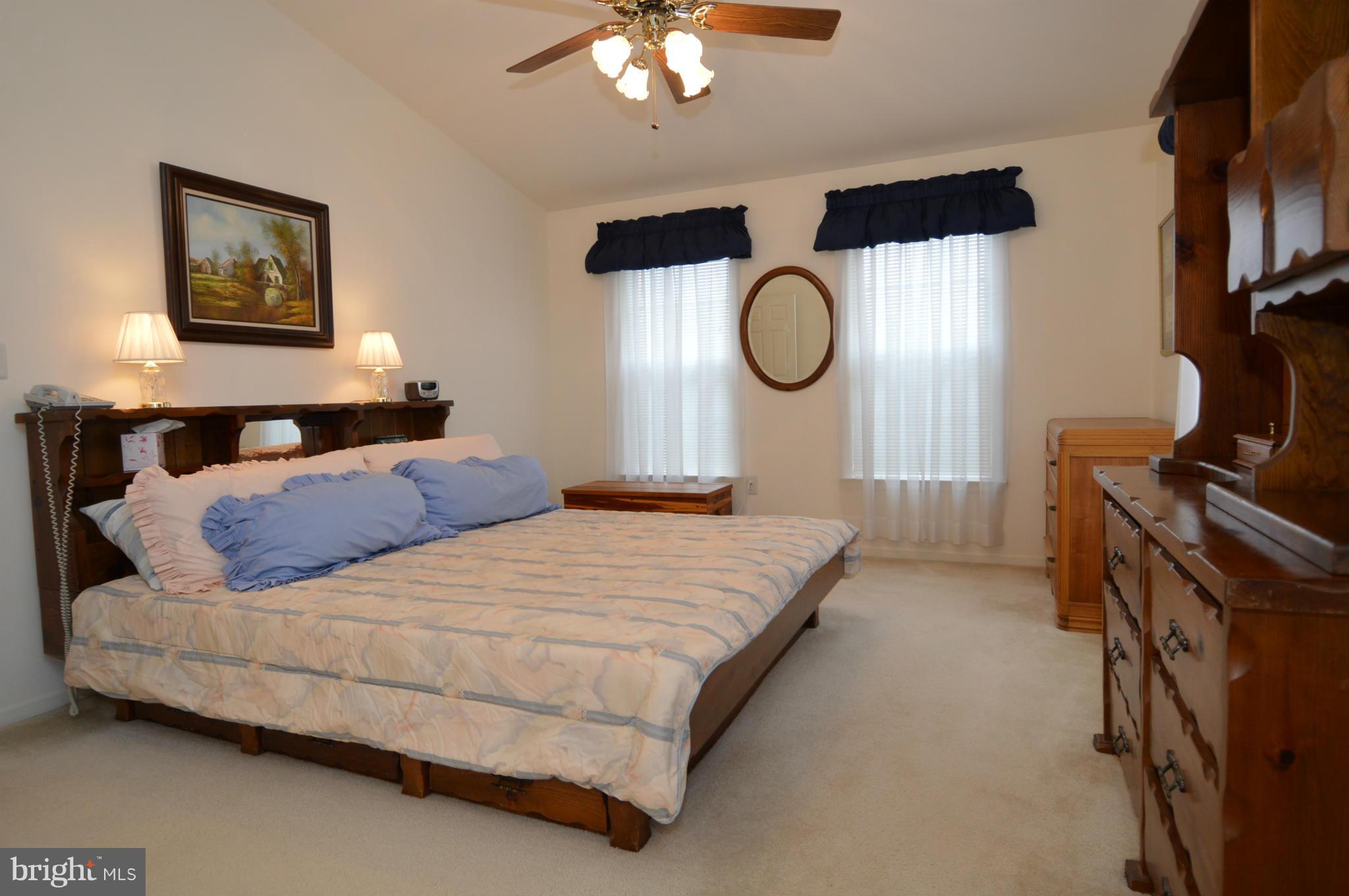 KINGSTOWNE - Residential