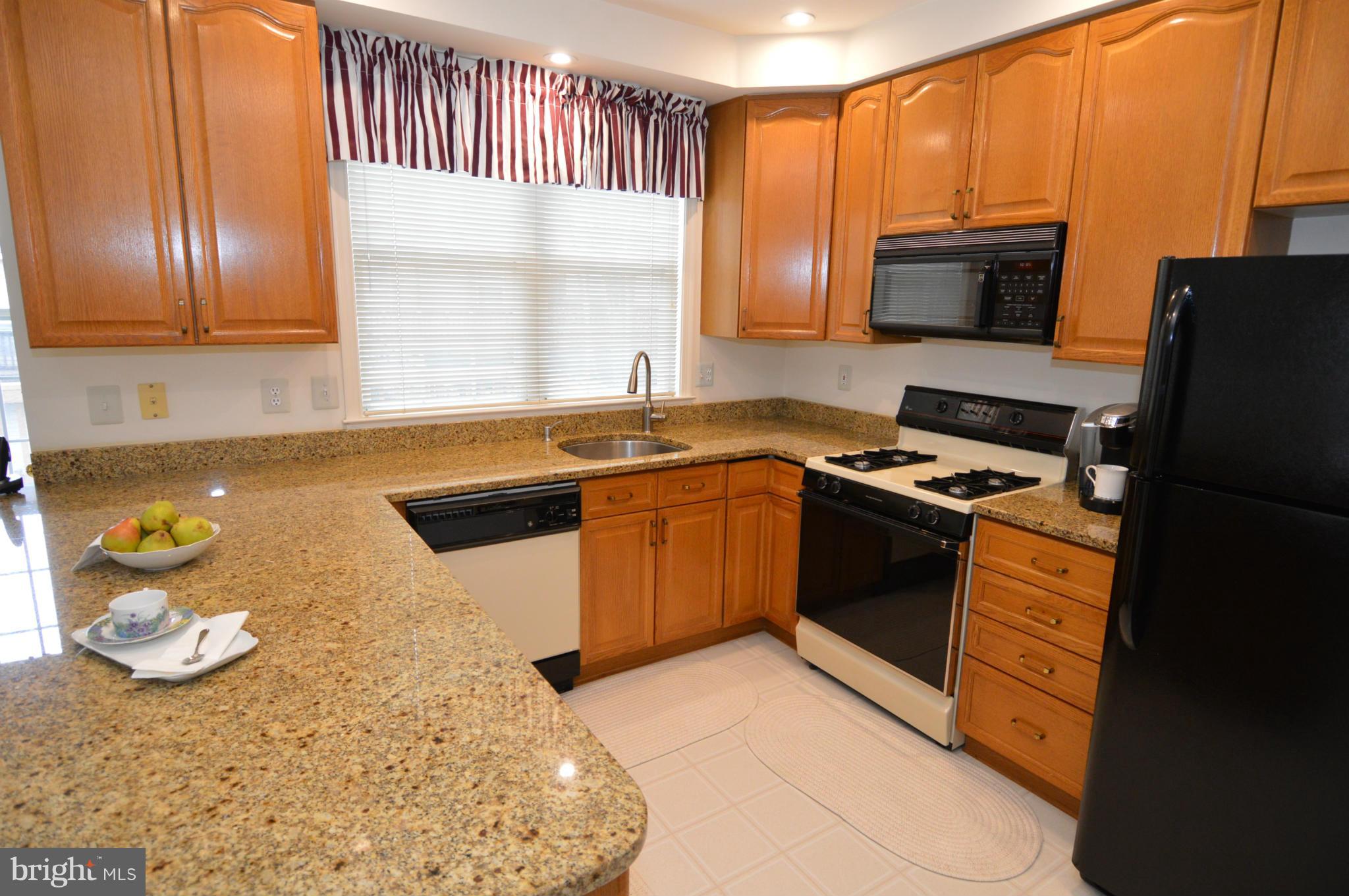 KINGSTOWNE - Residential