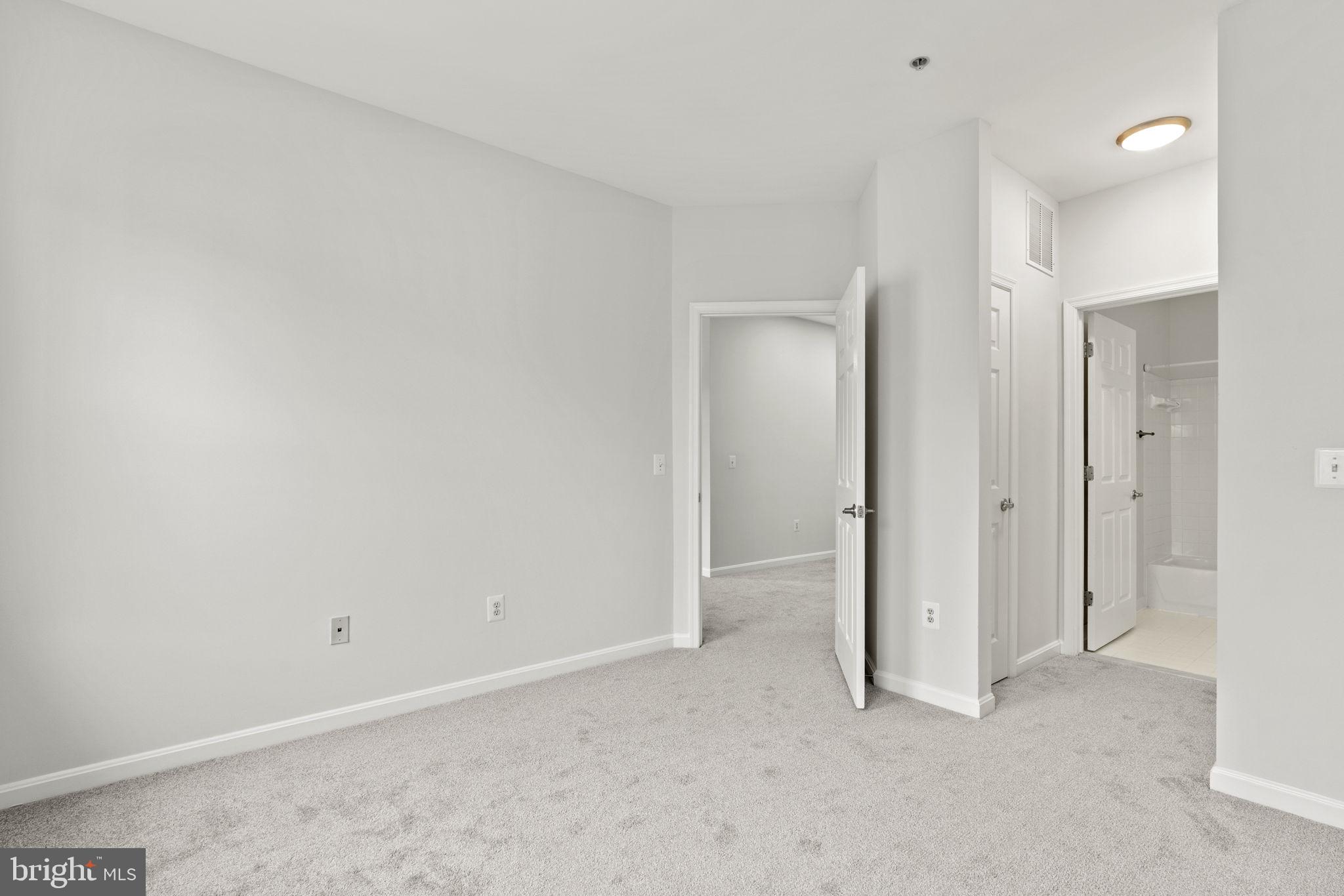 COURTS AT WESCOTT RIDGE - Residential