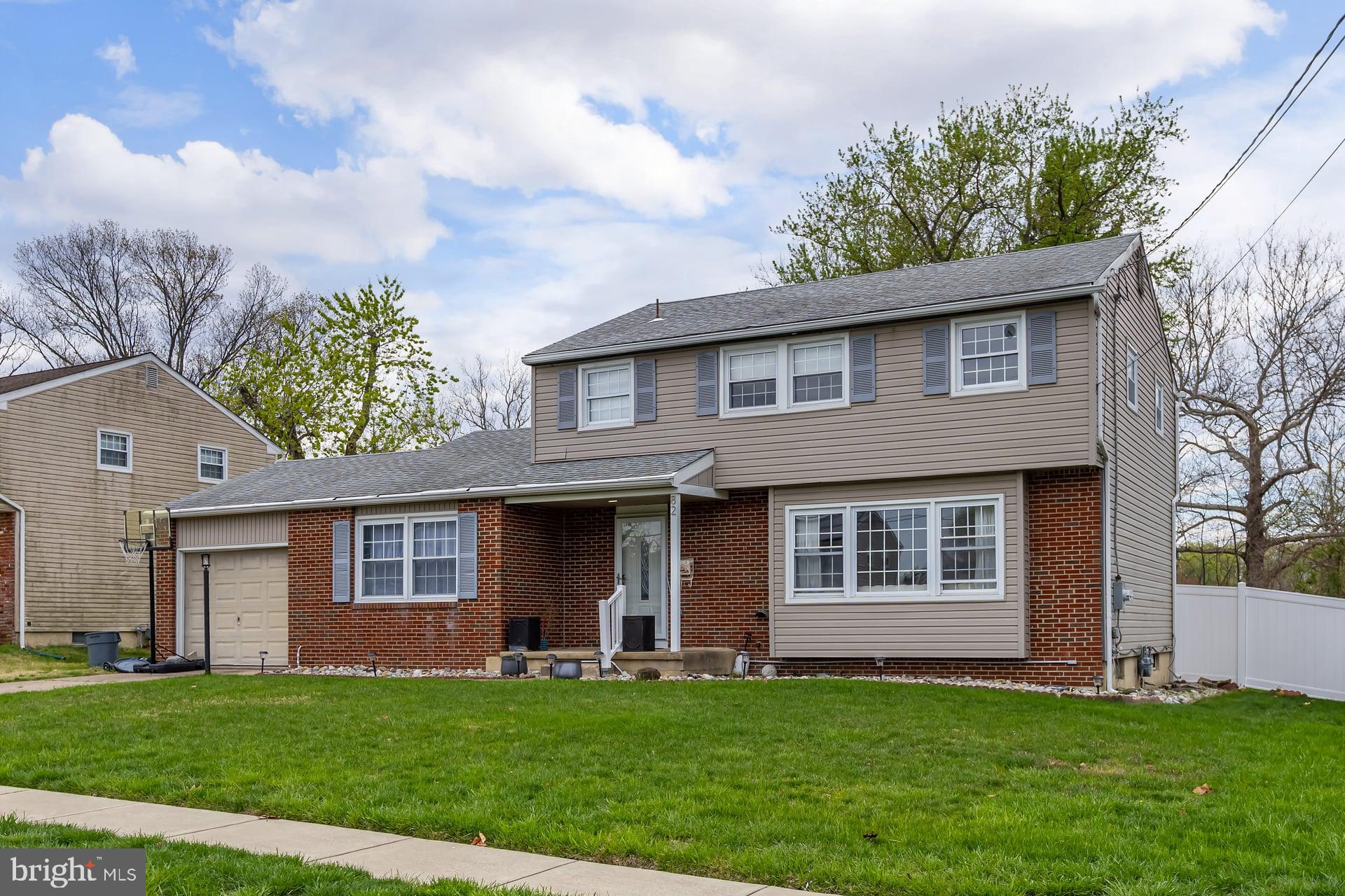 82 BELLS LAKE DRIVE