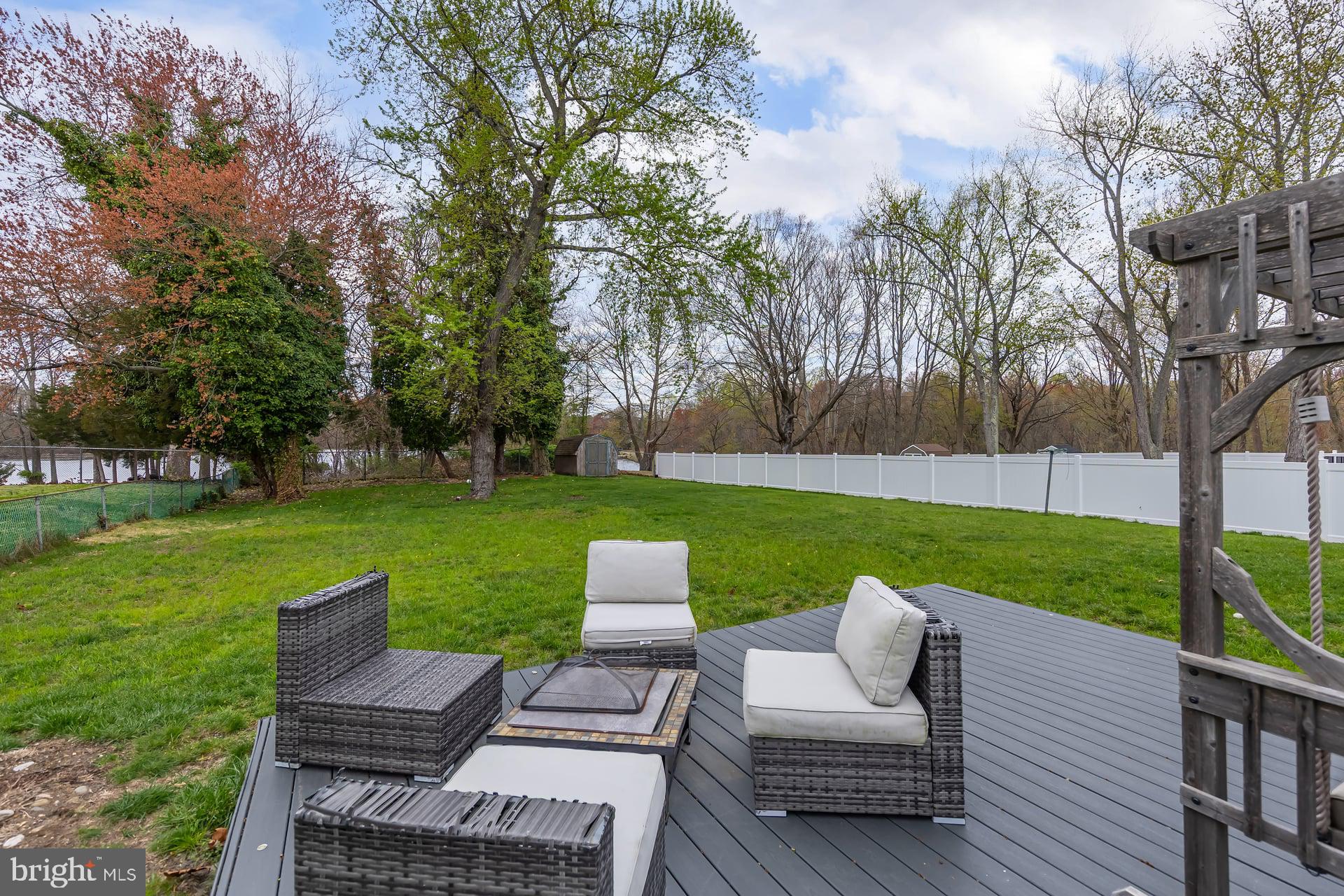 82 BELLS LAKE DRIVE