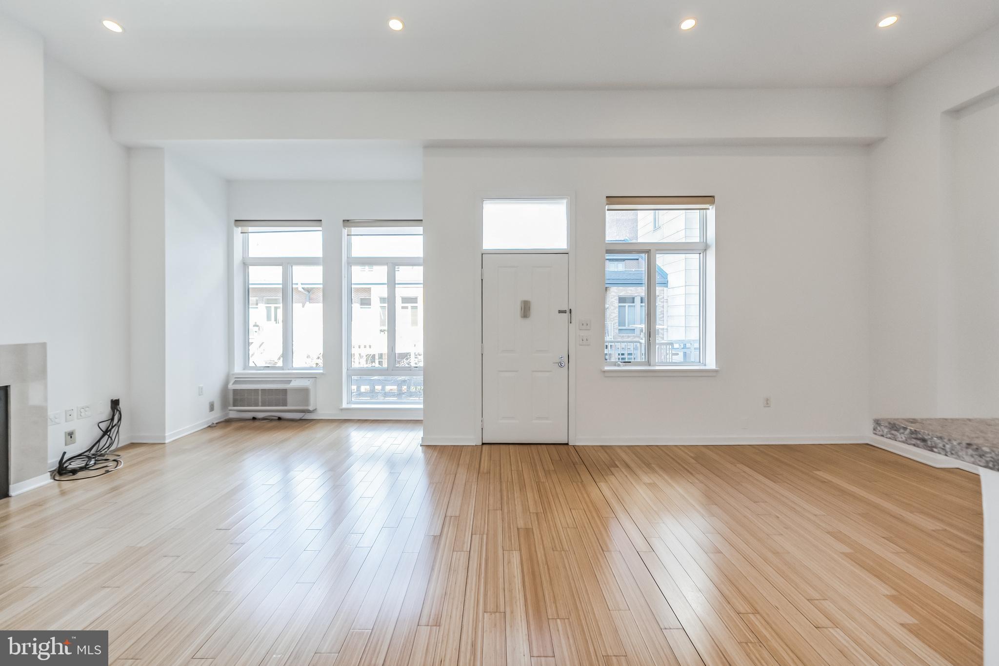 ART MUSEUM AREA - Residential