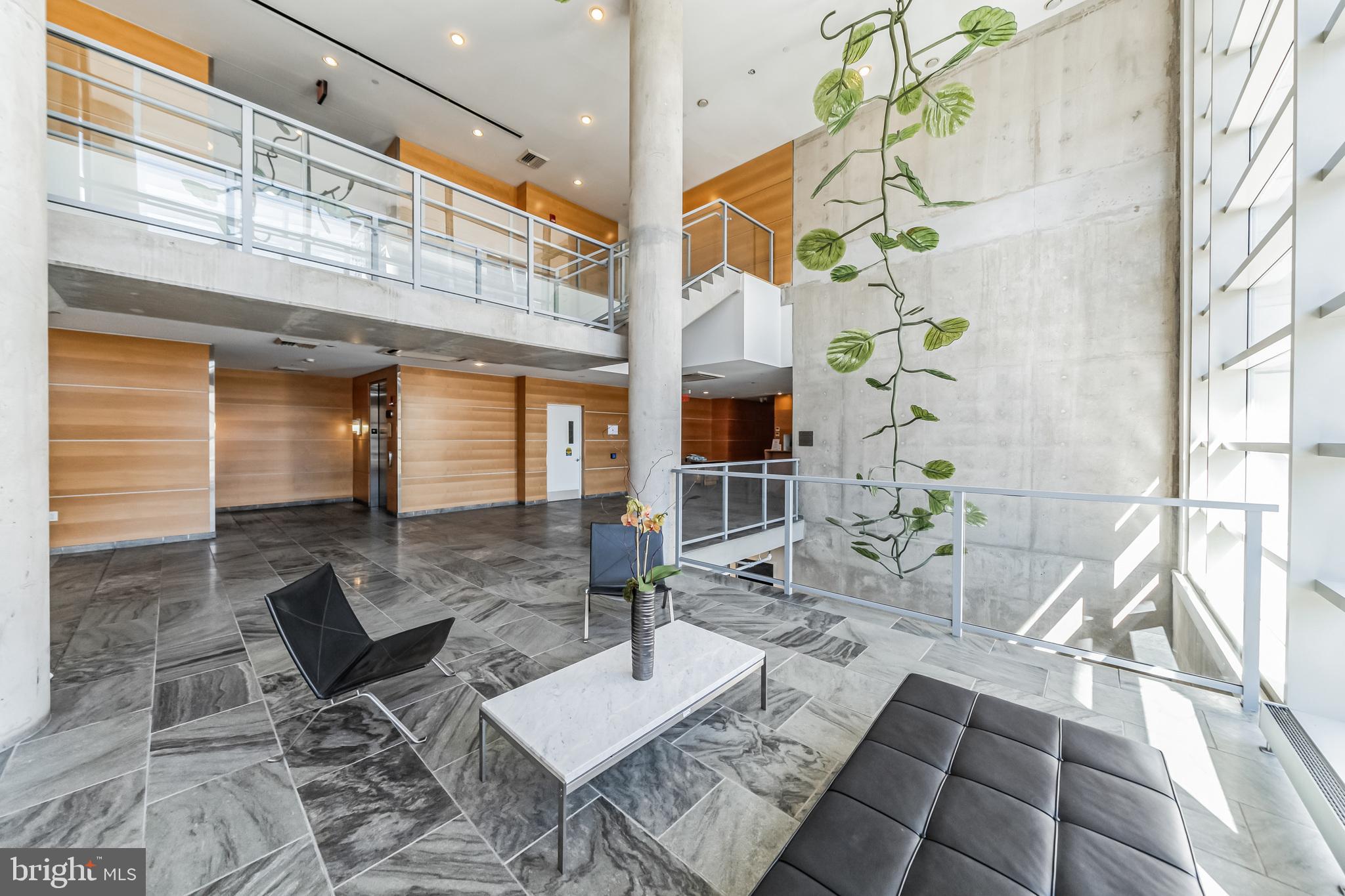 ART MUSEUM AREA - Residential