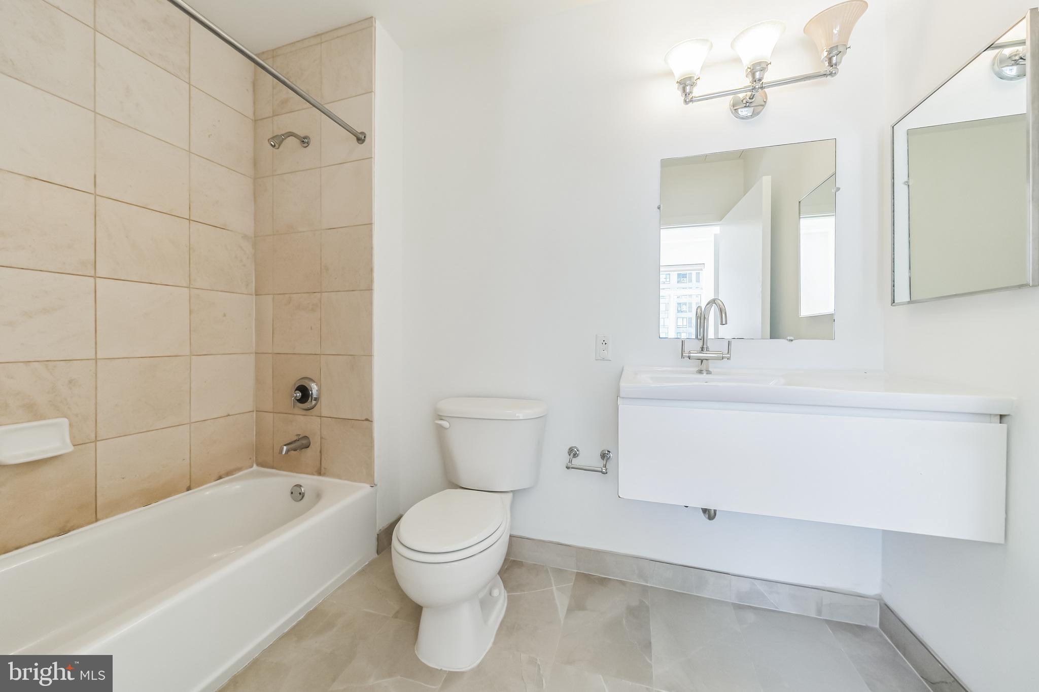 ART MUSEUM AREA - Residential