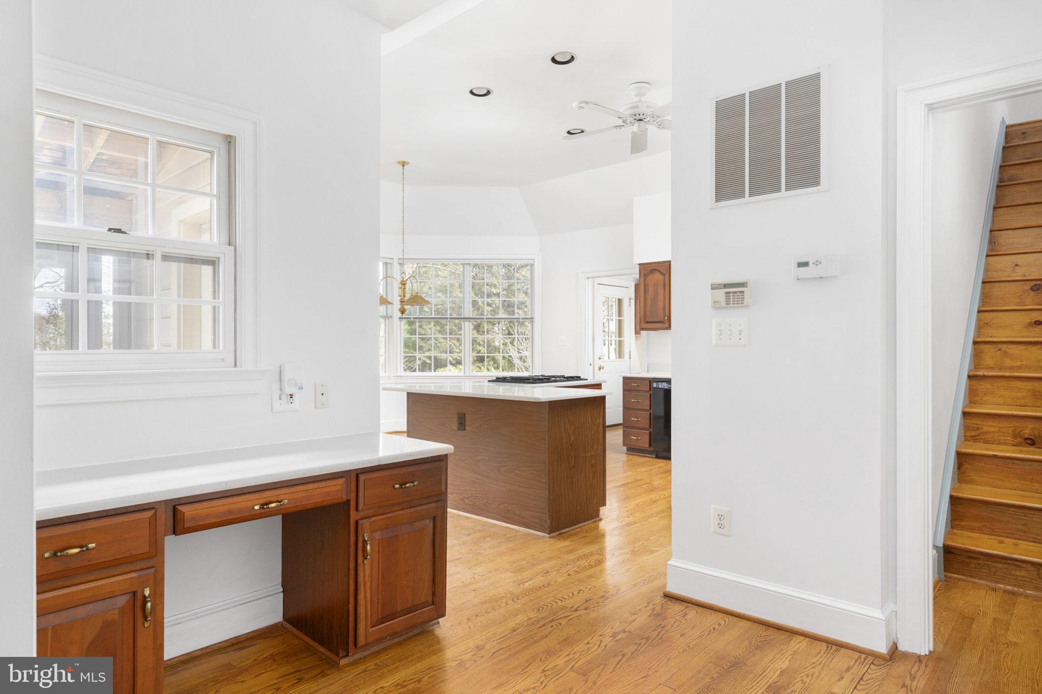 WOODLEA MANOR - Residential