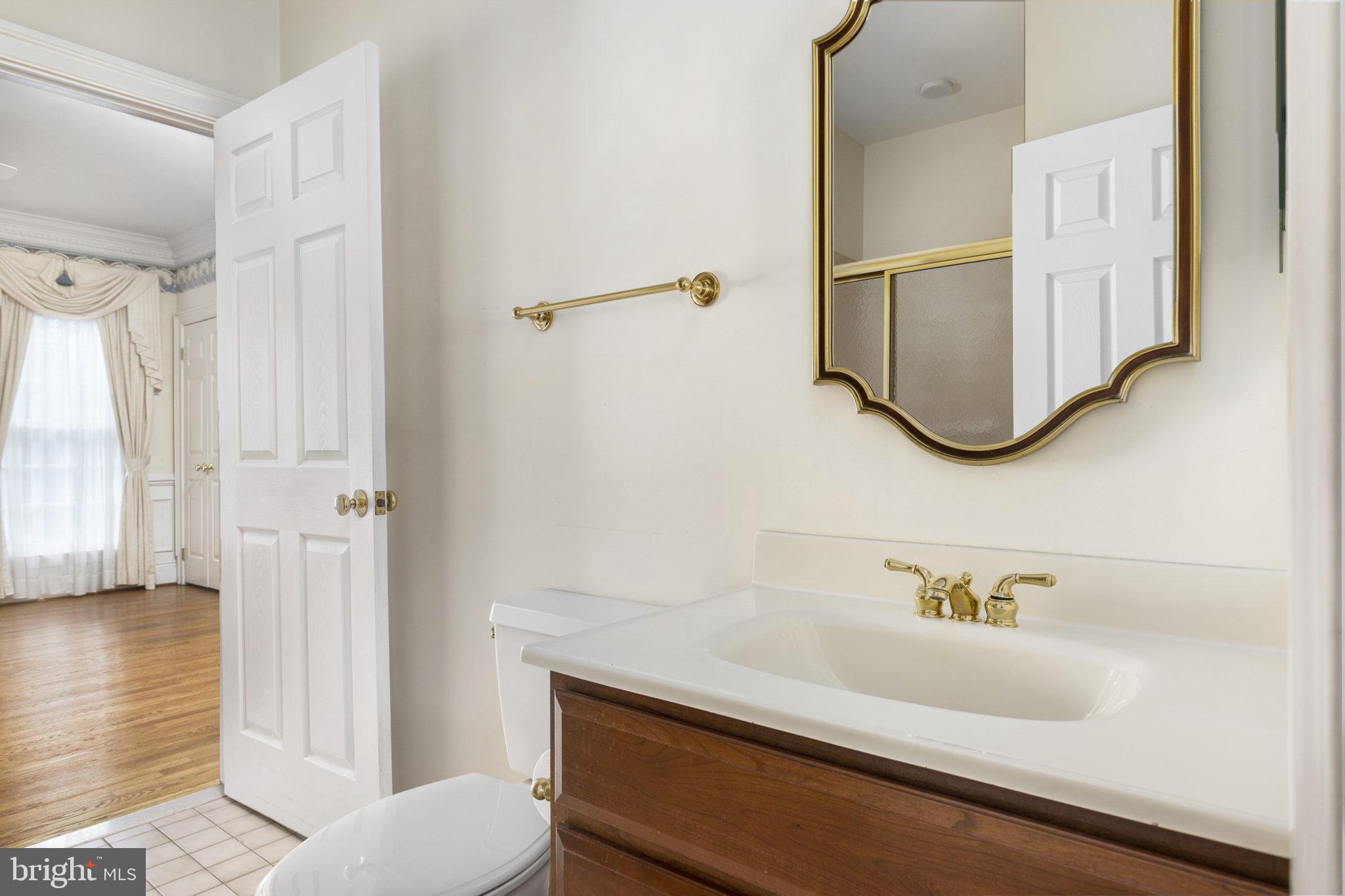 WOODLEA MANOR - Residential