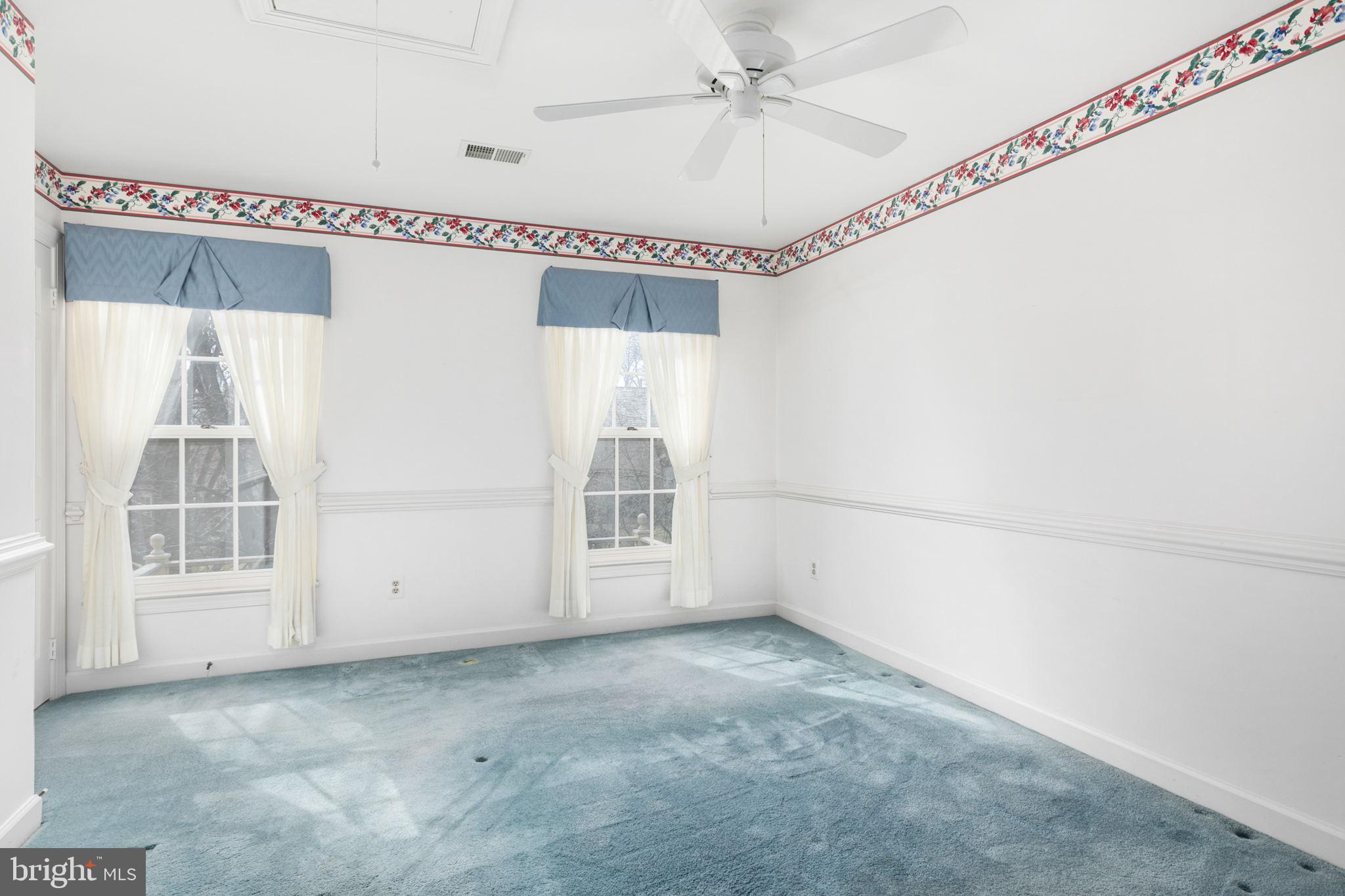 WOODLEA MANOR - Residential