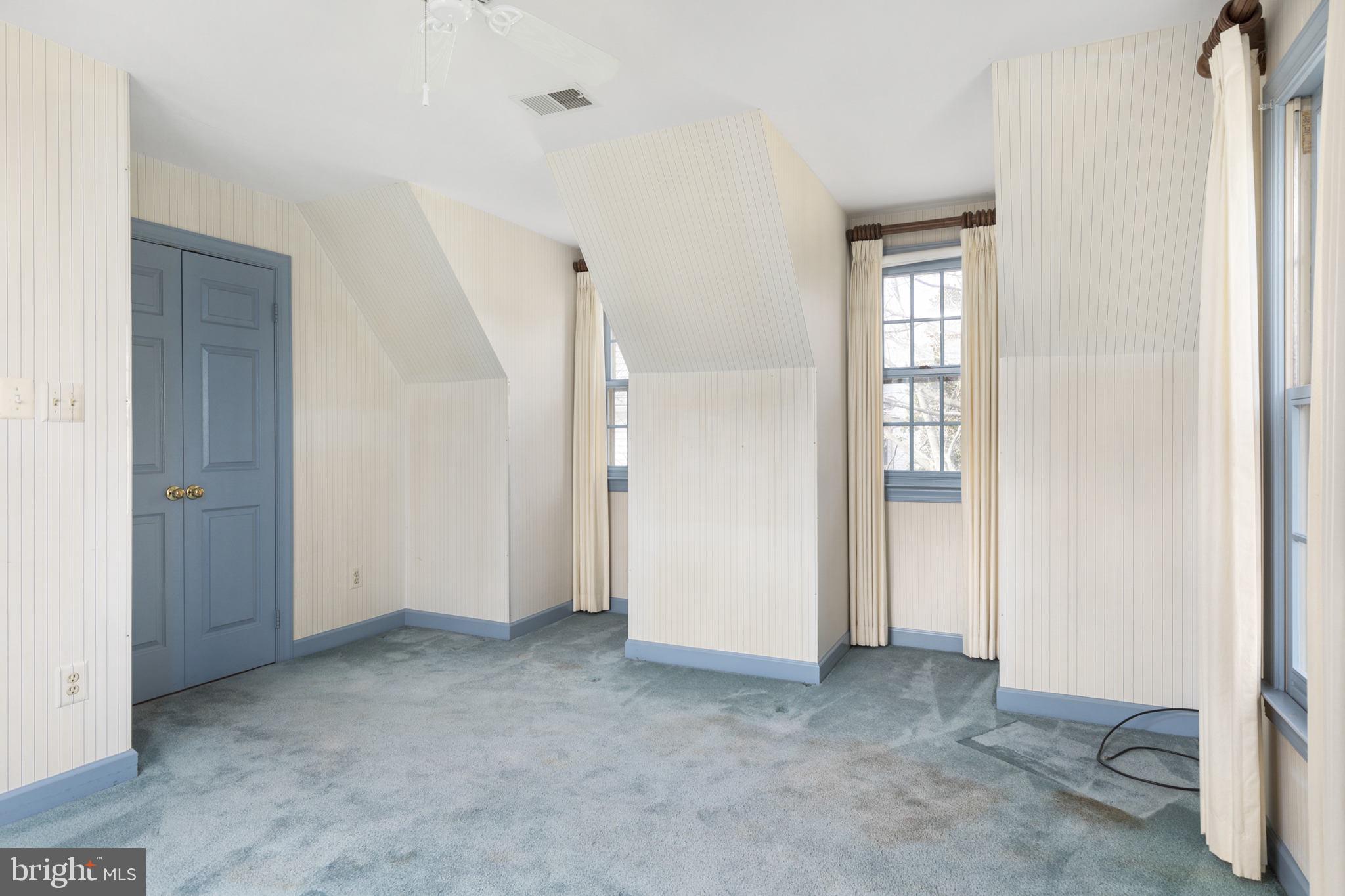 WOODLEA MANOR - Residential