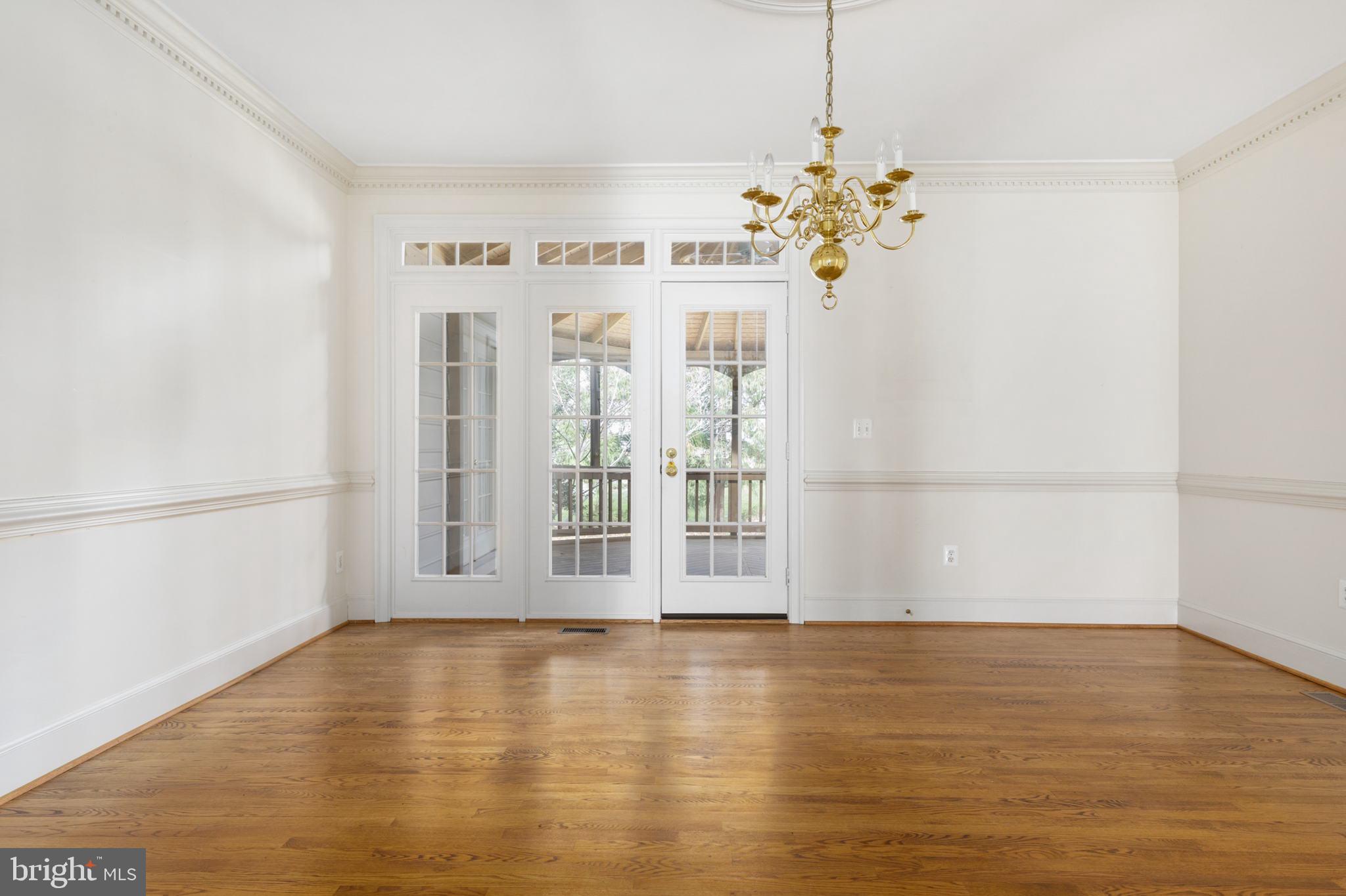 WOODLEA MANOR - Residential