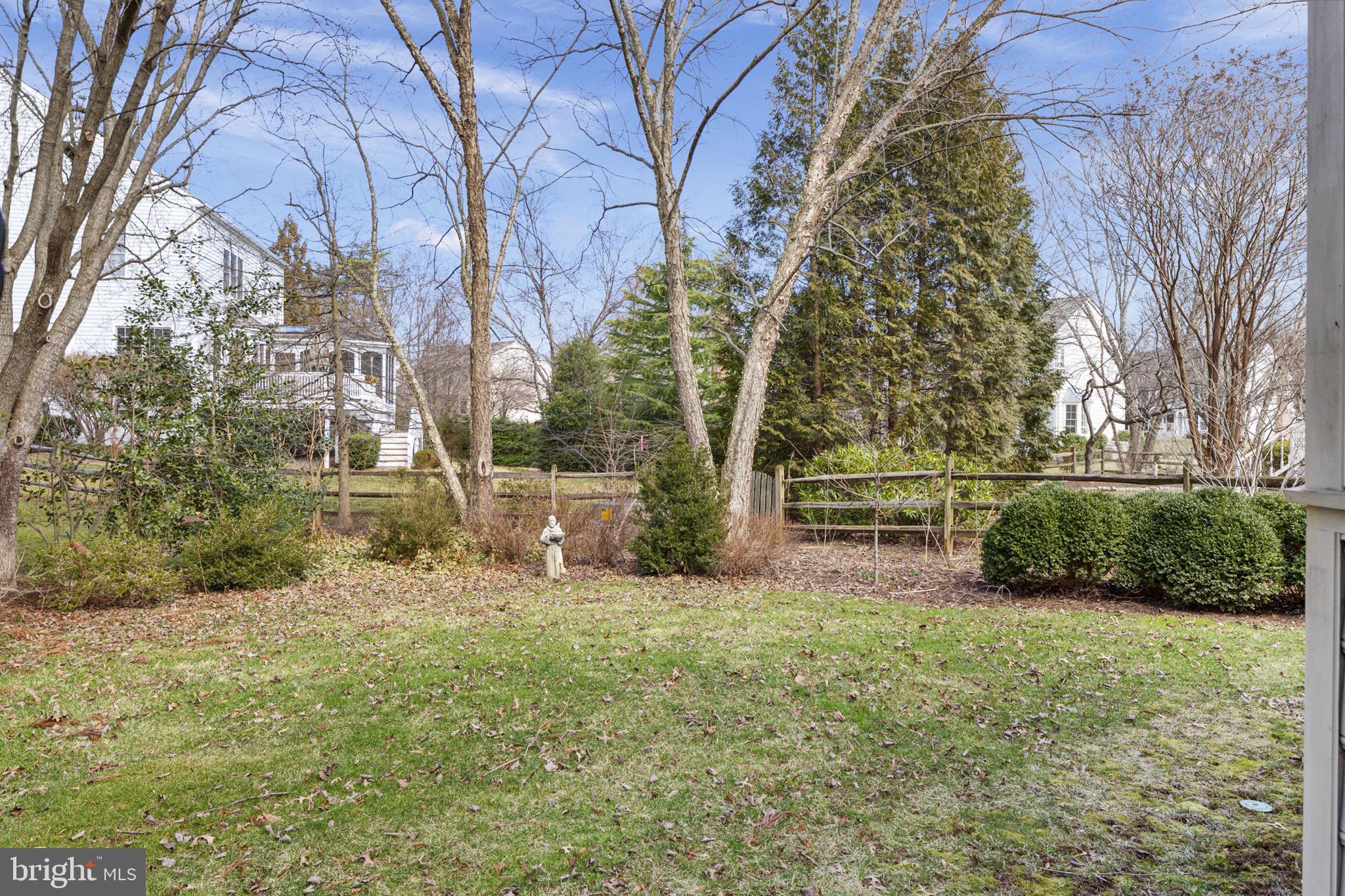 WOODLEA MANOR - Residential