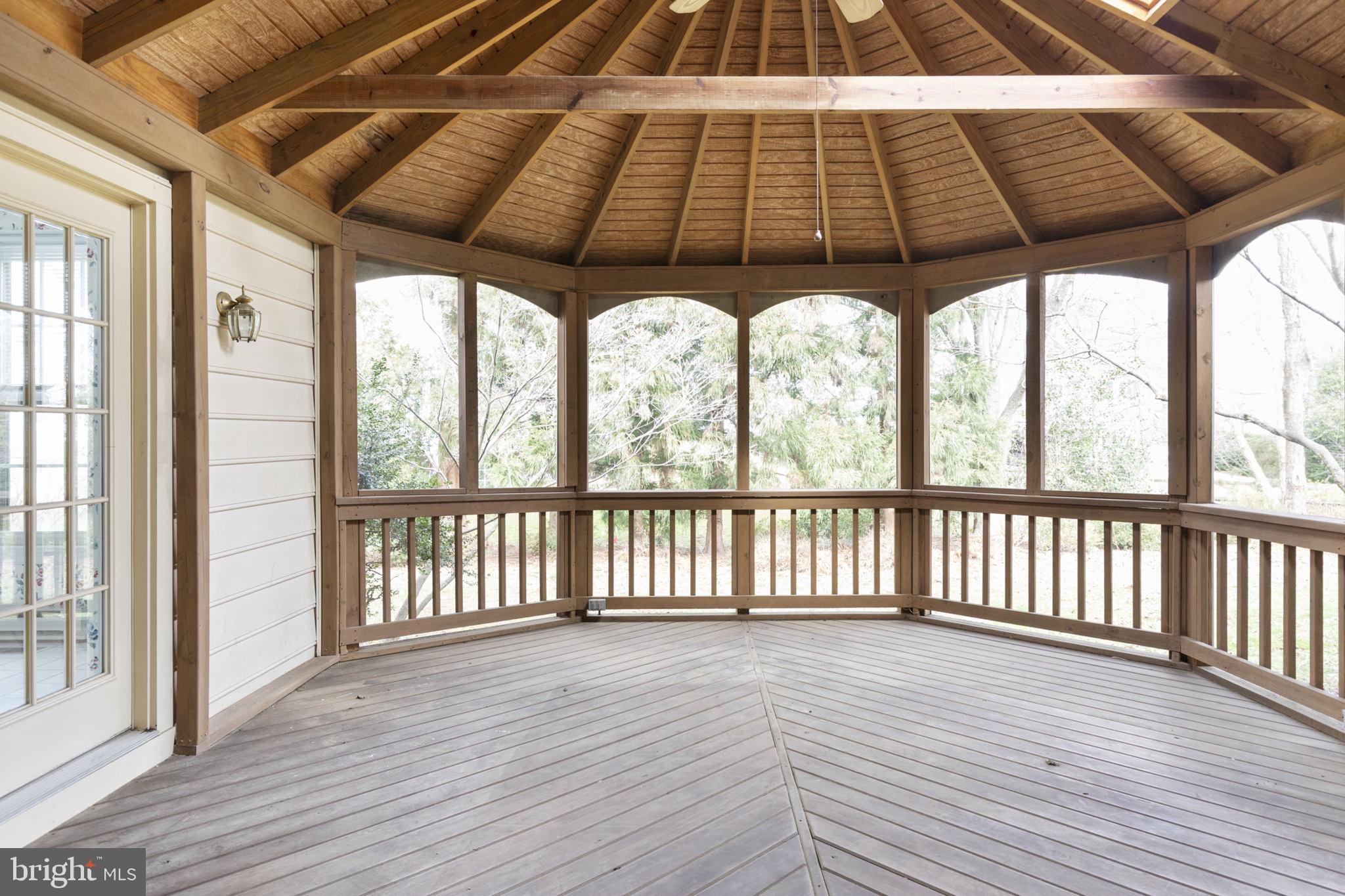 WOODLEA MANOR - Residential