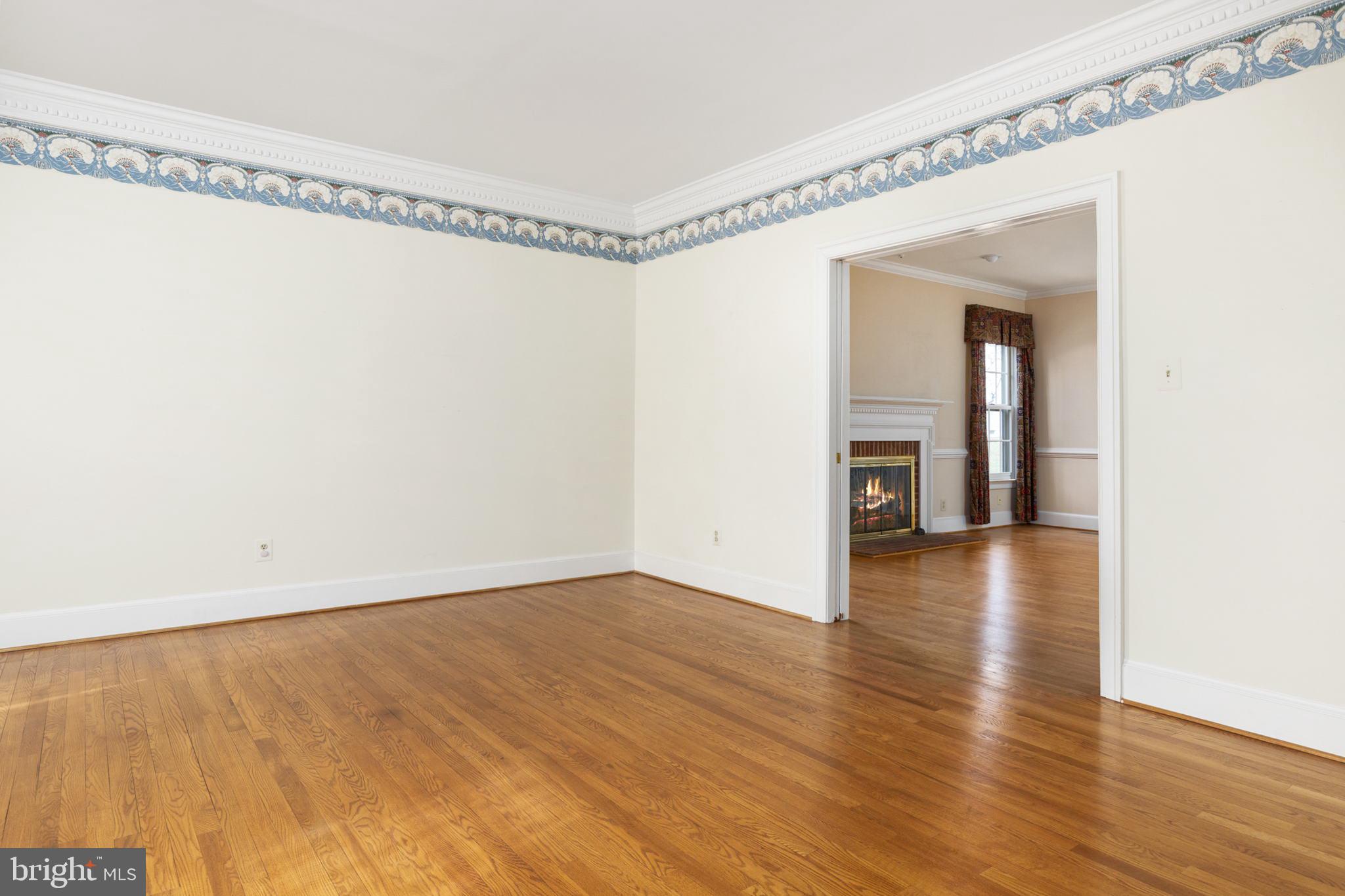 WOODLEA MANOR - Residential