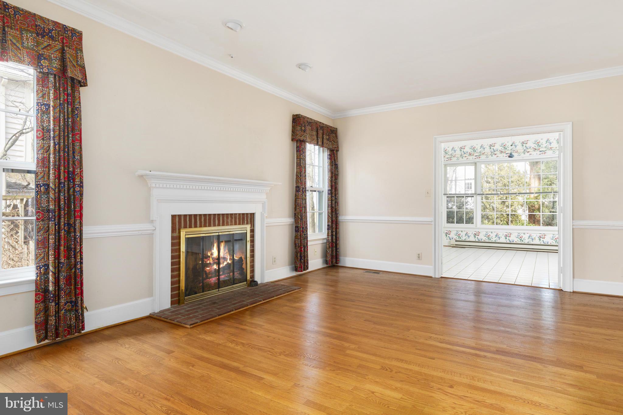 WOODLEA MANOR - Residential