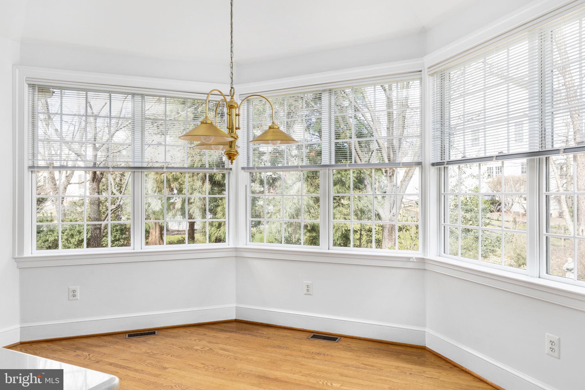 WOODLEA MANOR - Residential