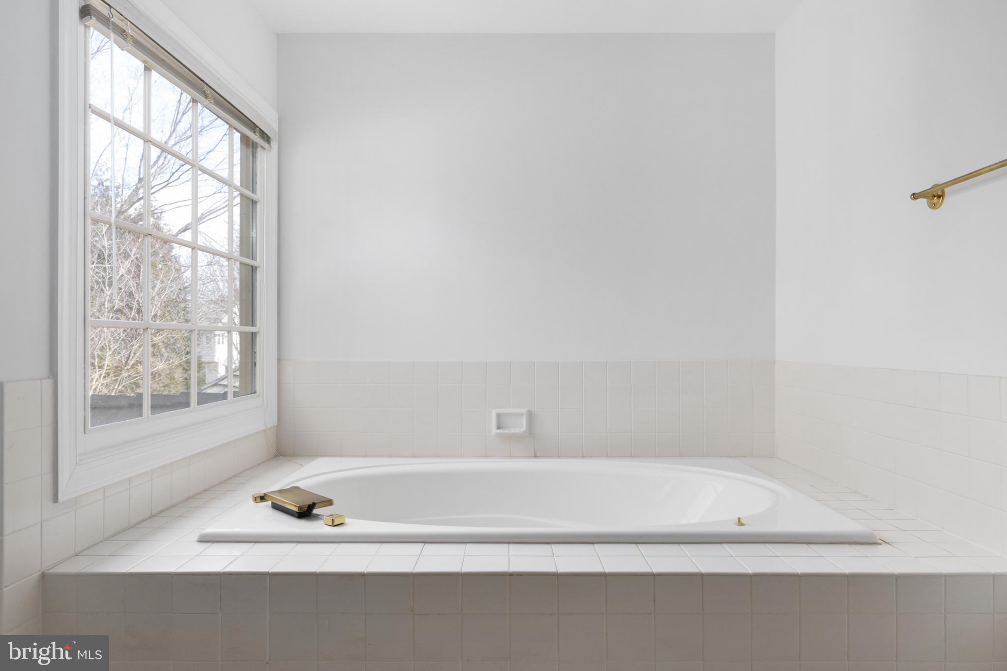 WOODLEA MANOR - Residential