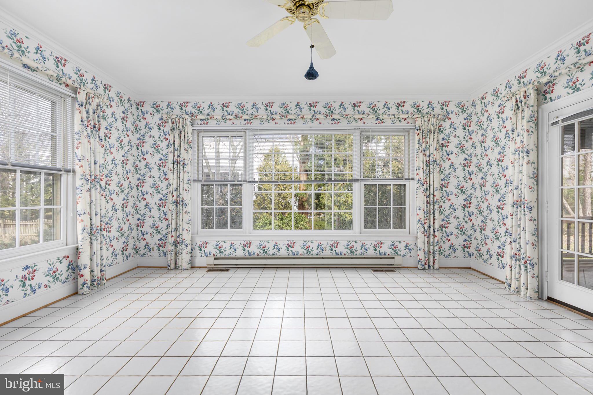 WOODLEA MANOR - Residential