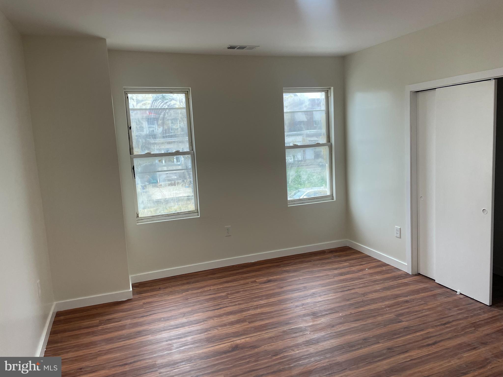 Welcome to 7028 Elmwood, A vibrant part of SouthWest Philly. Totally renovated with all new systems.
new central A/C system, new kitchen.
public transportation stops right in front of the property. Next to Amazon ware house and near the air port.
$1500 per month .
This is a second floor apartment.
First floor is a commercial space which is currently not occupied.
Back ground and credit history will be checked by rentspree inc.
First month rent $1500 and security deposit of $1500 is required to move in.