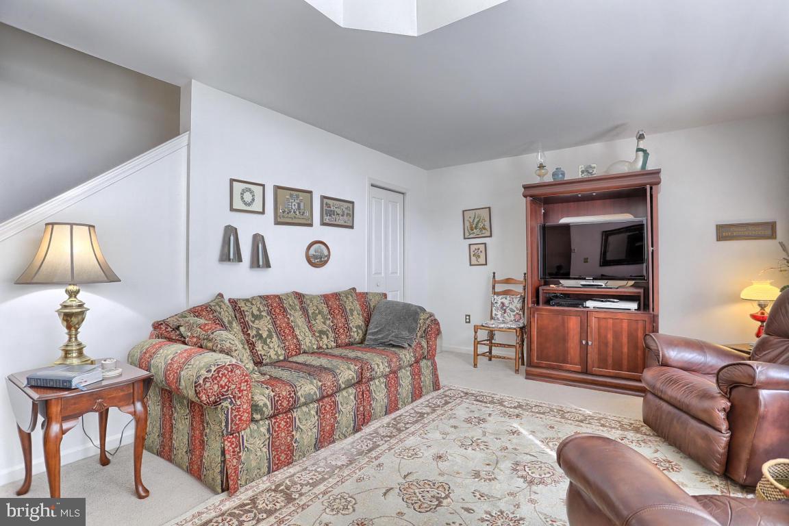 BRIGHTON - Residential