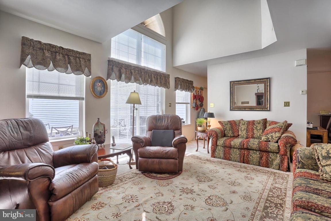 BRIGHTON - Residential