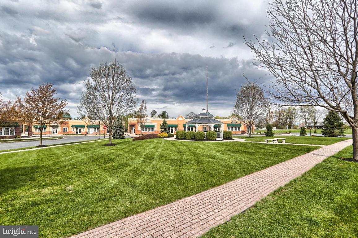 BRIGHTON - Residential