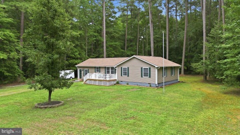 Homes For Sale - 105 Pelican Way<br/> MONTROSS, VA 22520
