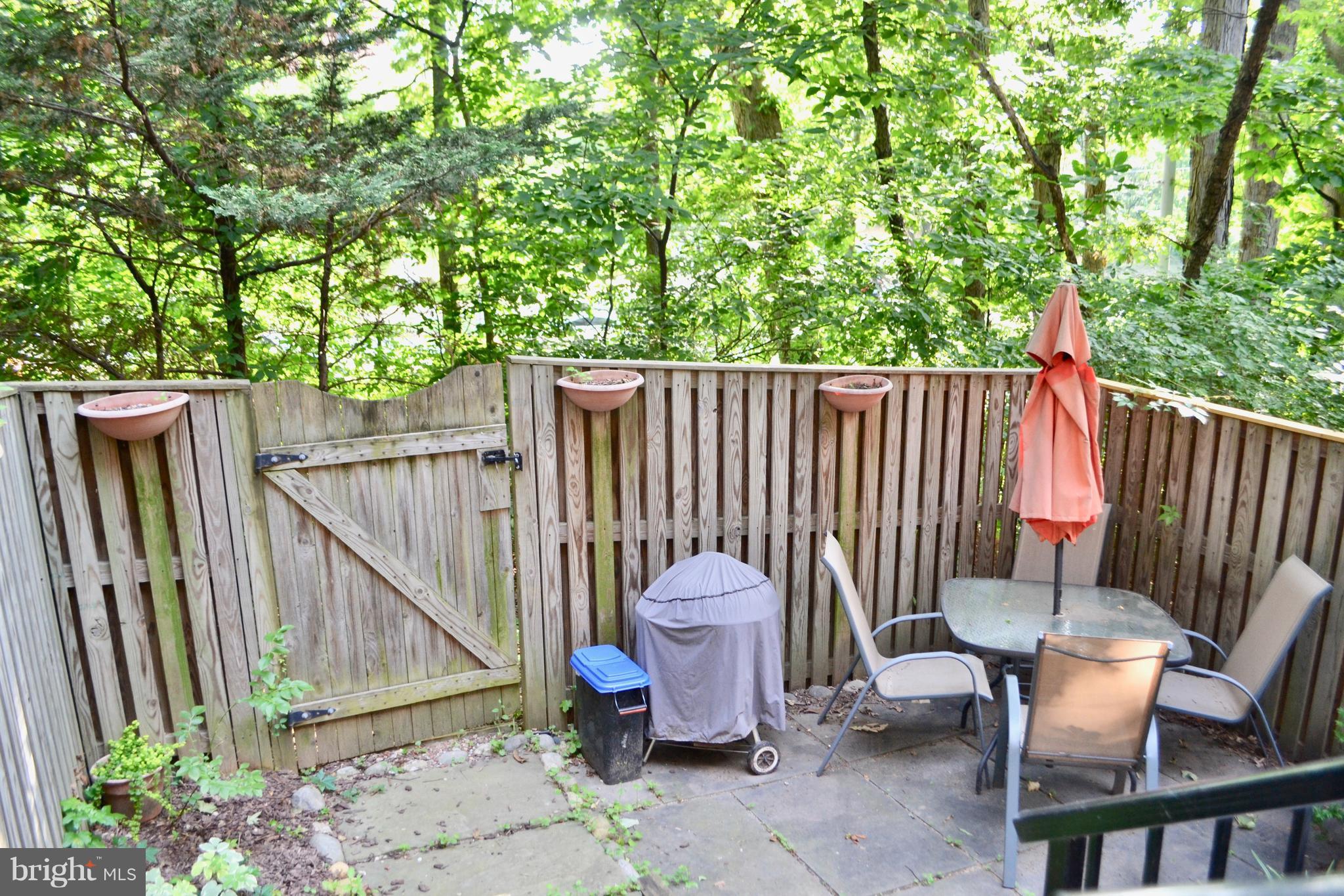 FAIRLINGTON VILLAGE - Residential Lease