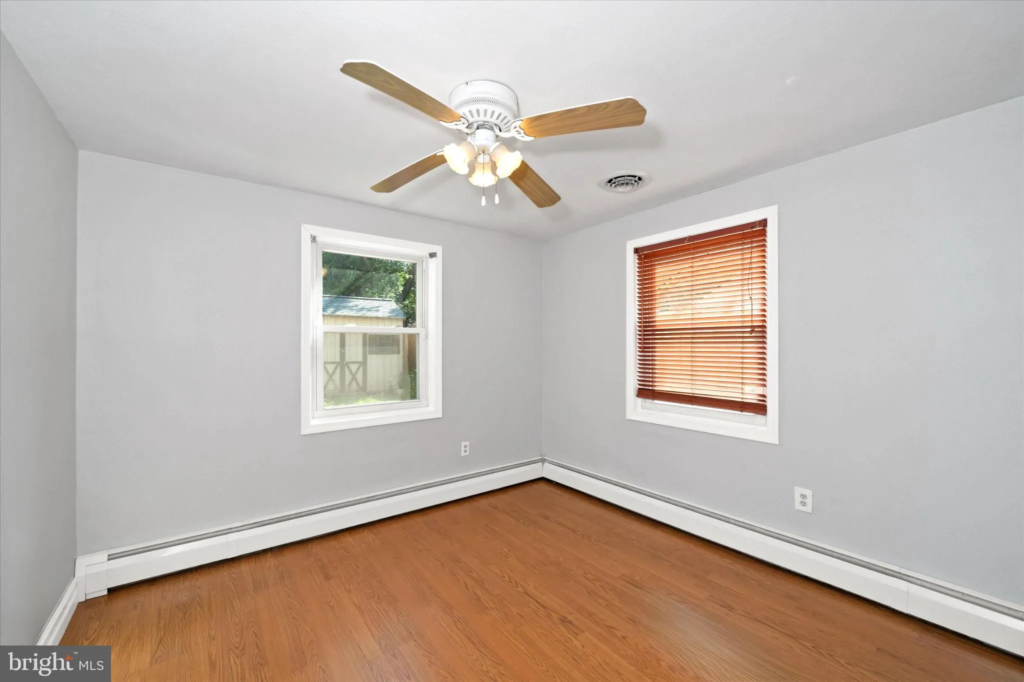 New Castle, Delaware 19720, United States, 3 Bedrooms Bedrooms, ,1 BathroomBathrooms,Residential,Contingent,157601