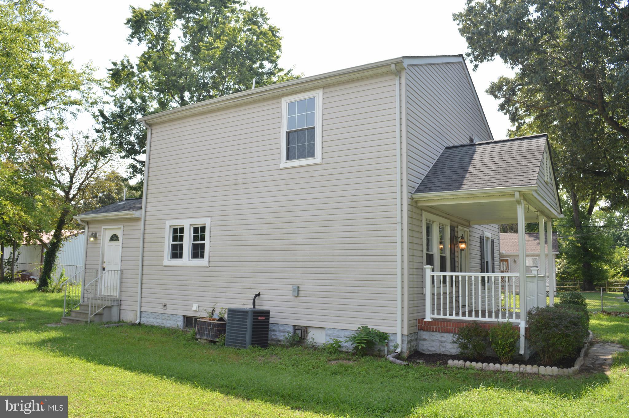 POWHATAN BEACH - Residential