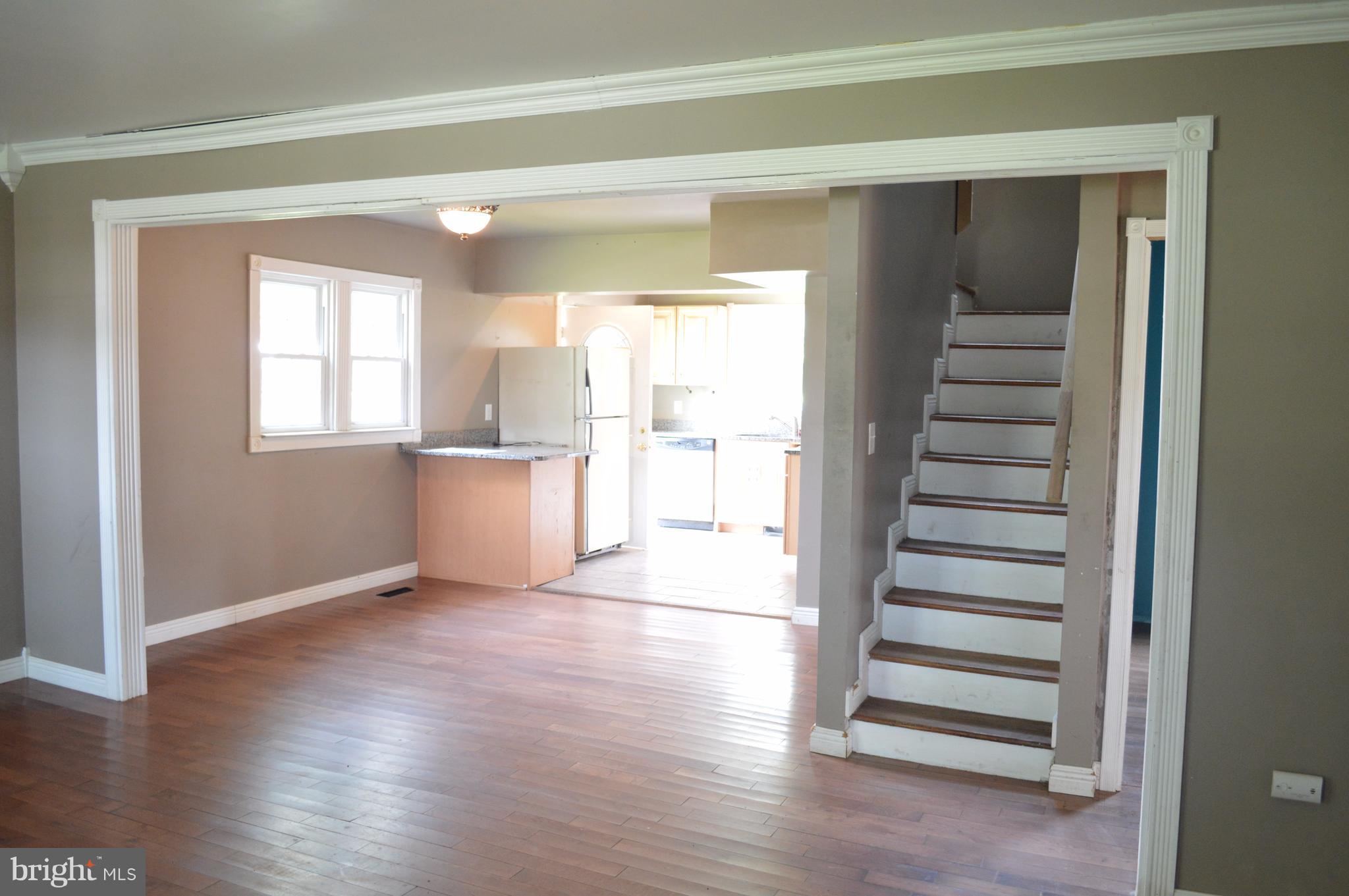 POWHATAN BEACH - Residential