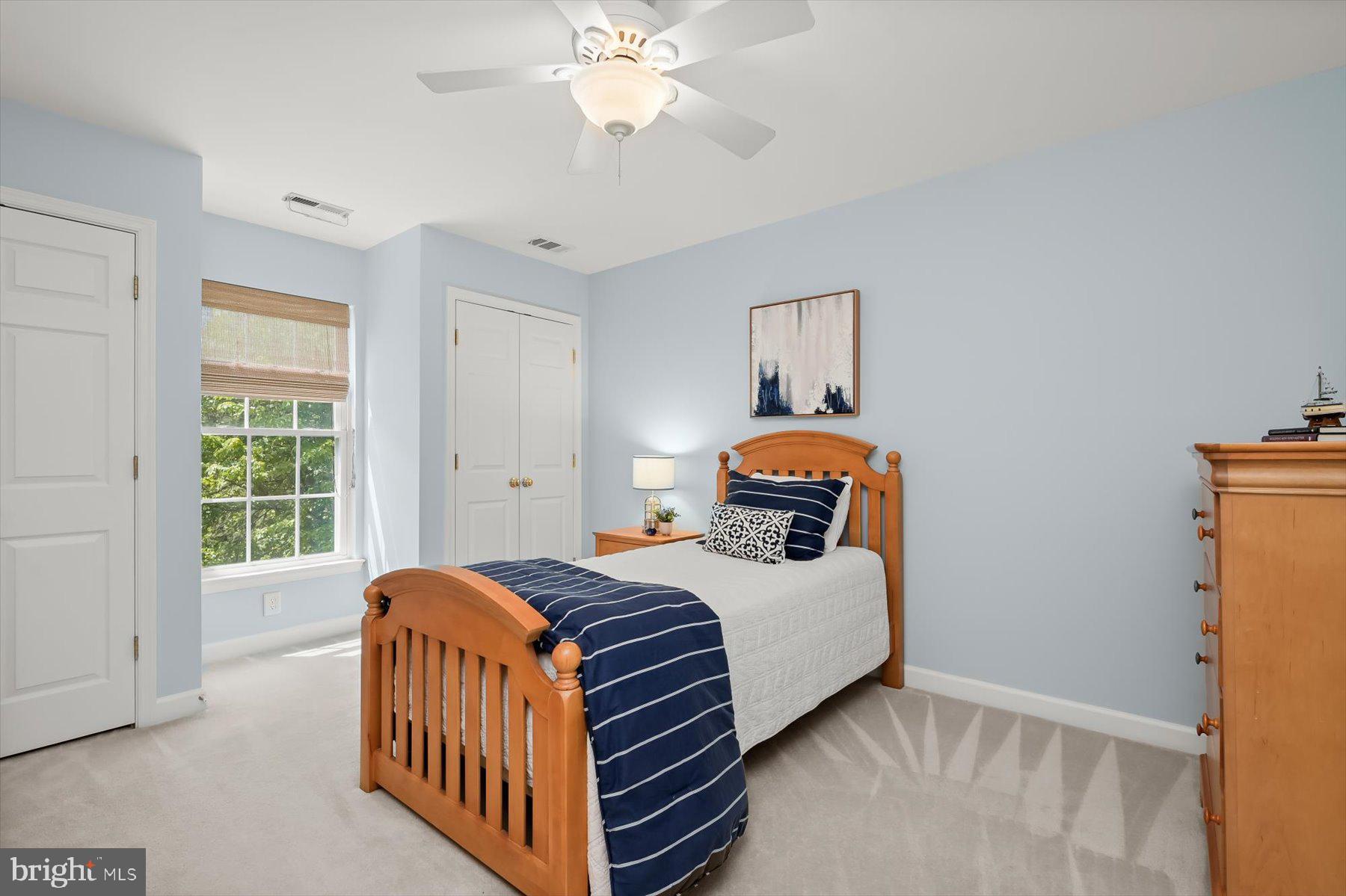 STRADFORD HALL - Residential