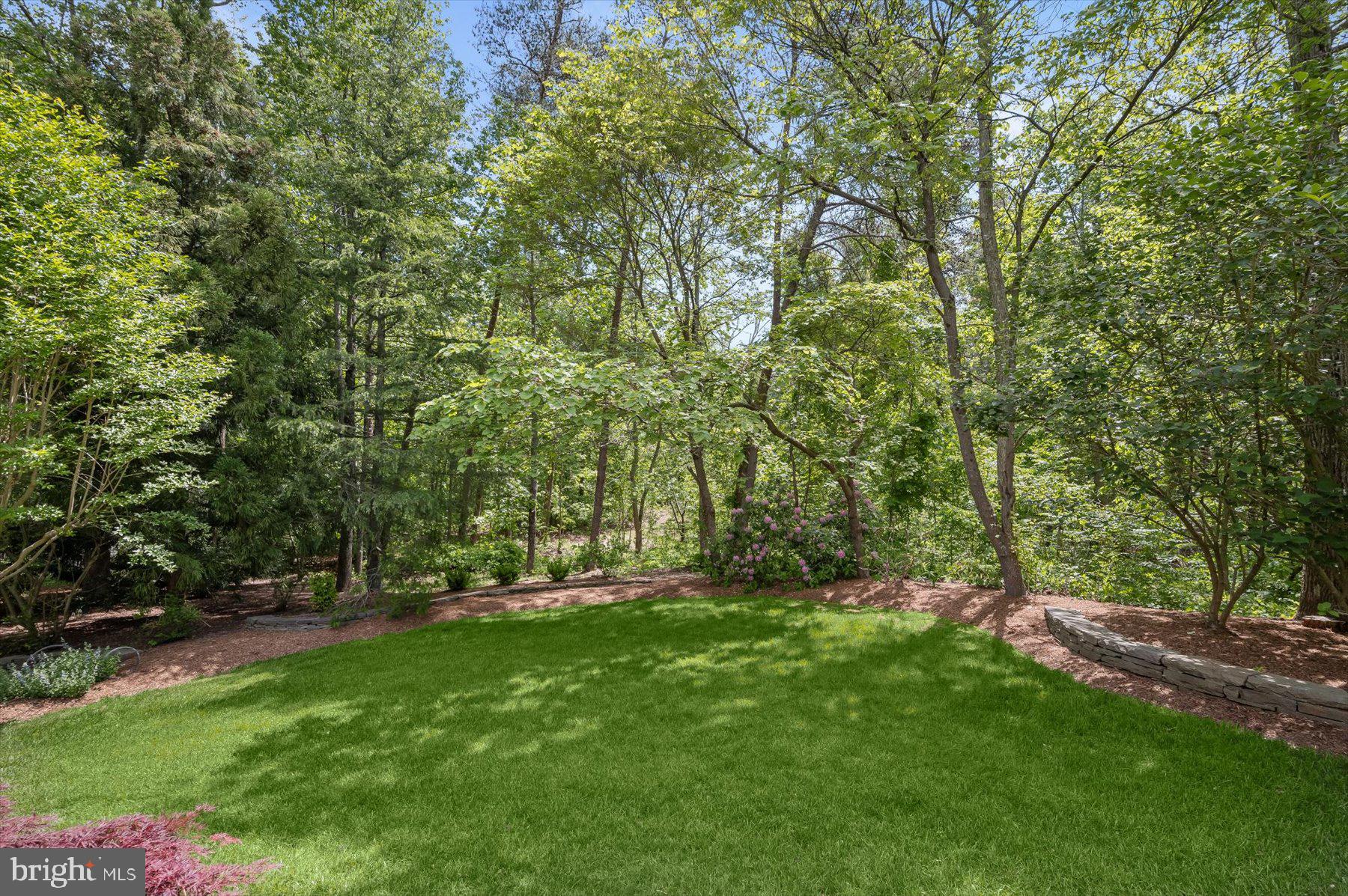 STRADFORD HALL - Residential