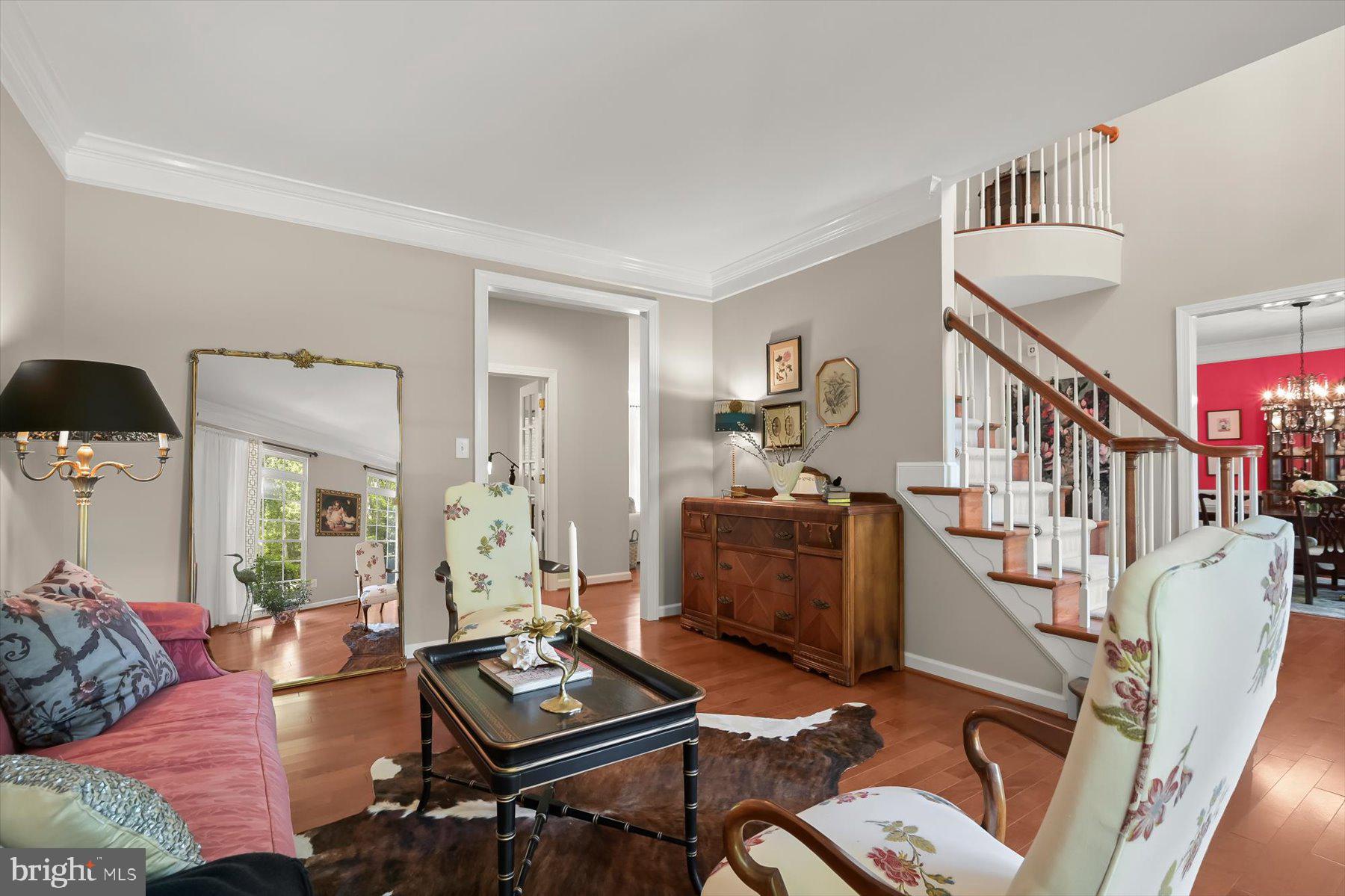 STRADFORD HALL - Residential