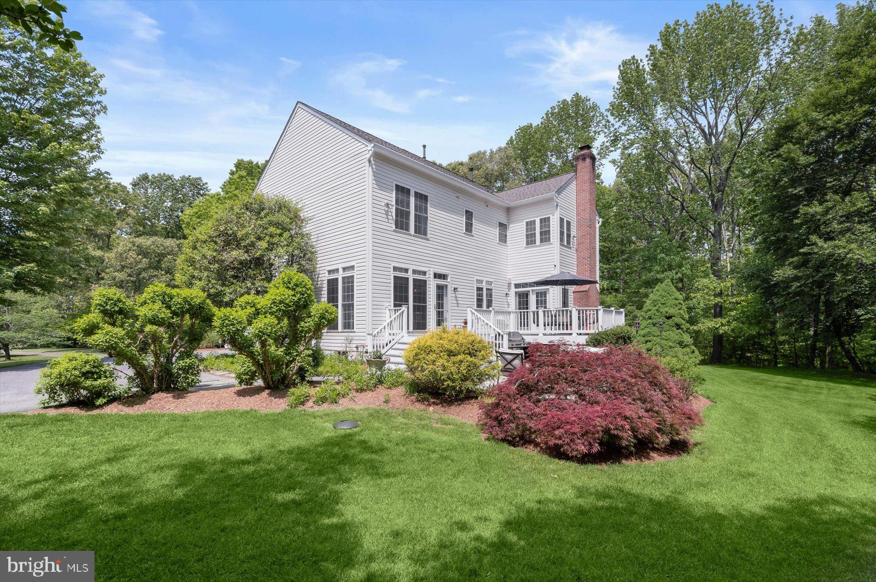 STRADFORD HALL - Residential