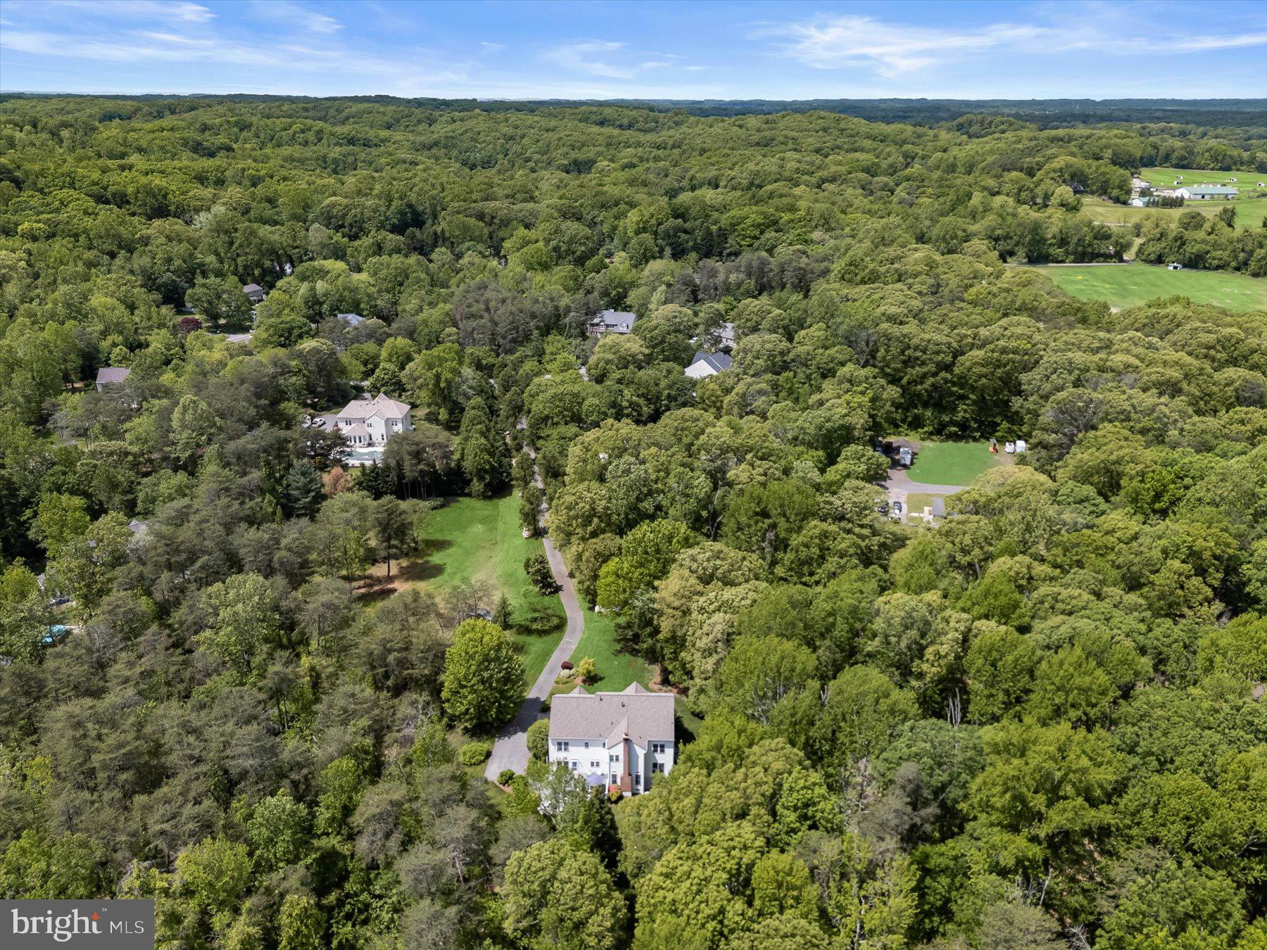 STRADFORD HALL - Residential