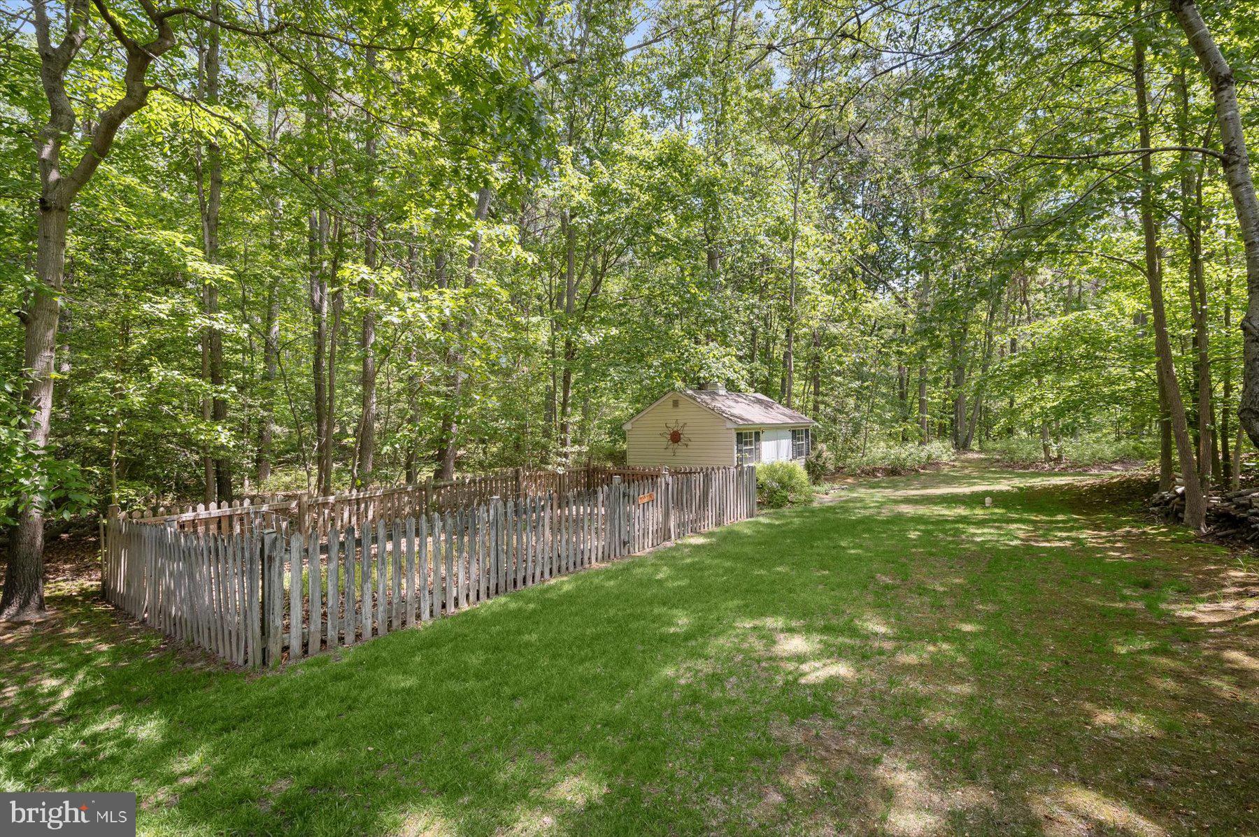 STRADFORD HALL - Residential