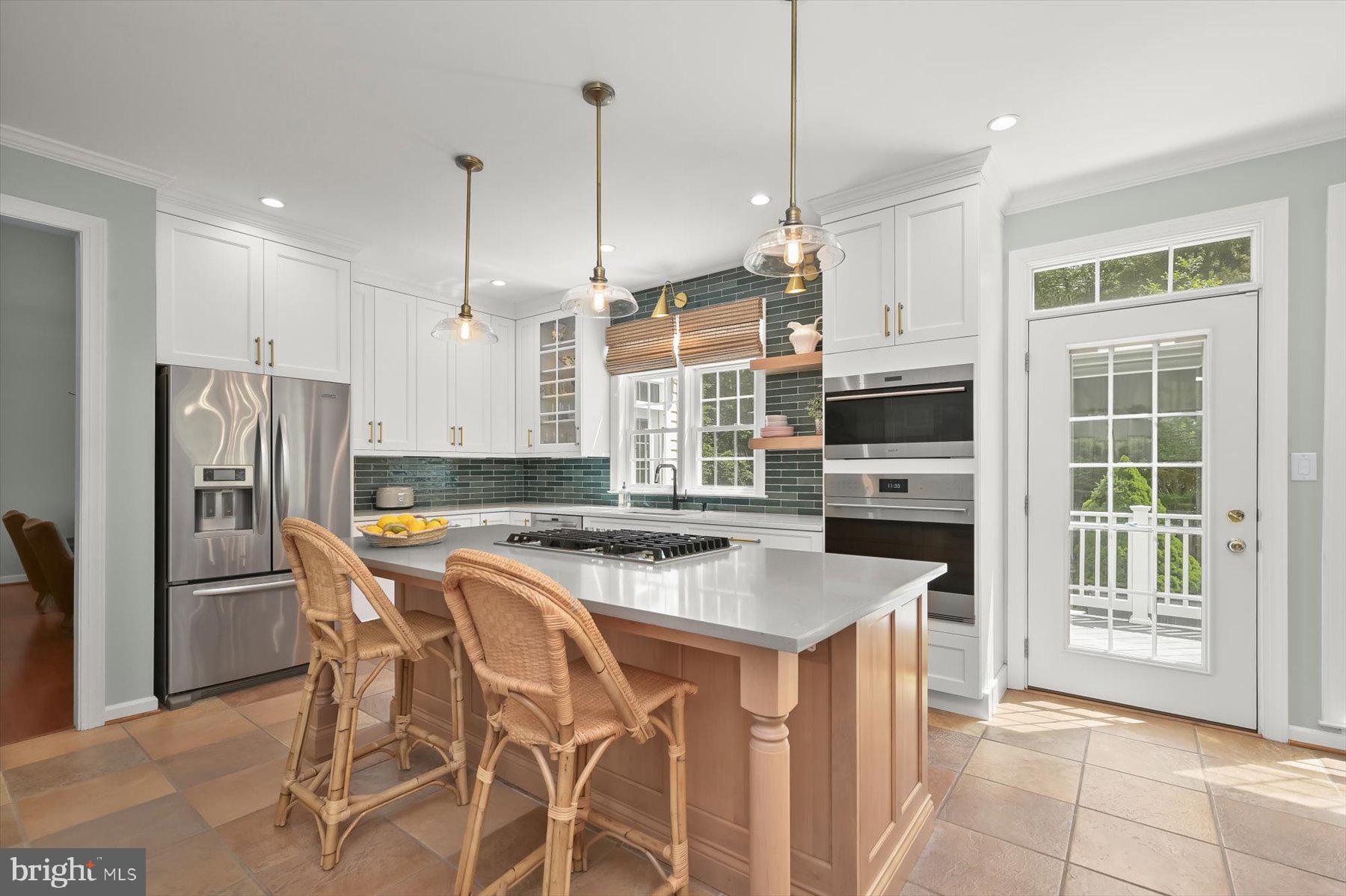 STRADFORD HALL - Residential