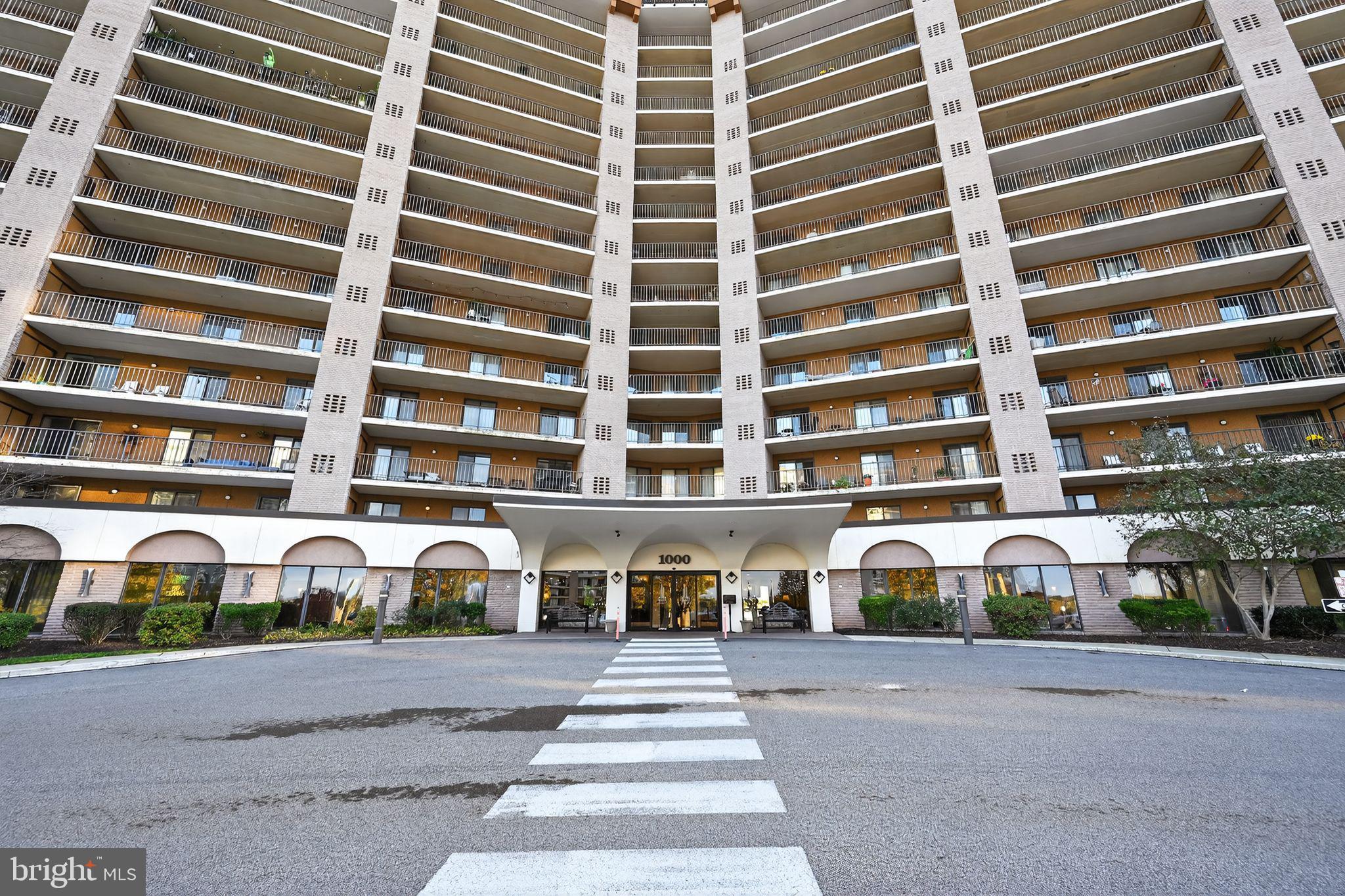 VALLEY FORGE TOWER - Residential