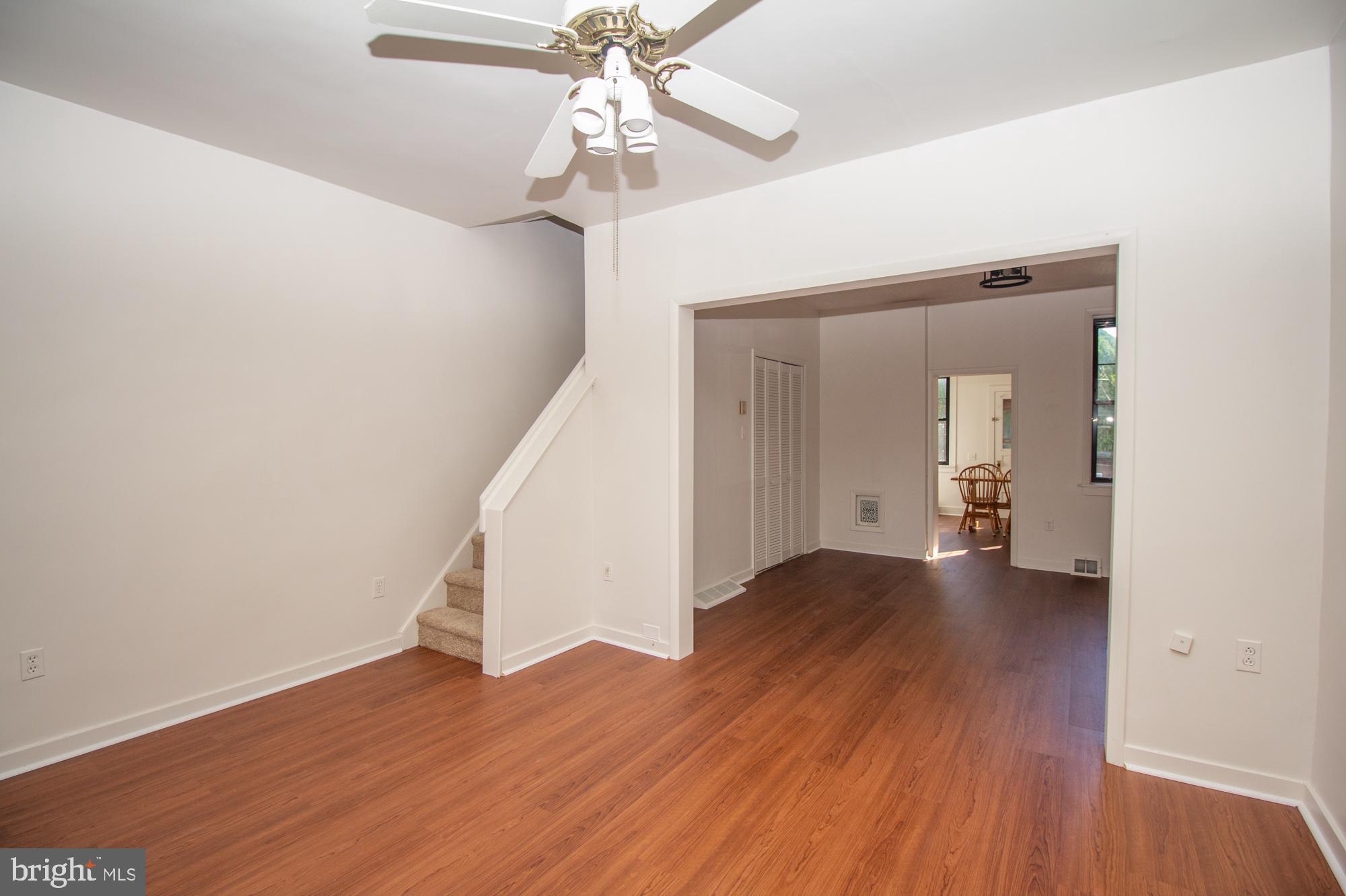 PORT RICHMOND - Residential Lease