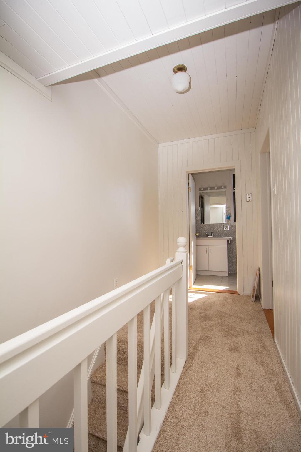 PORT RICHMOND - Residential Lease