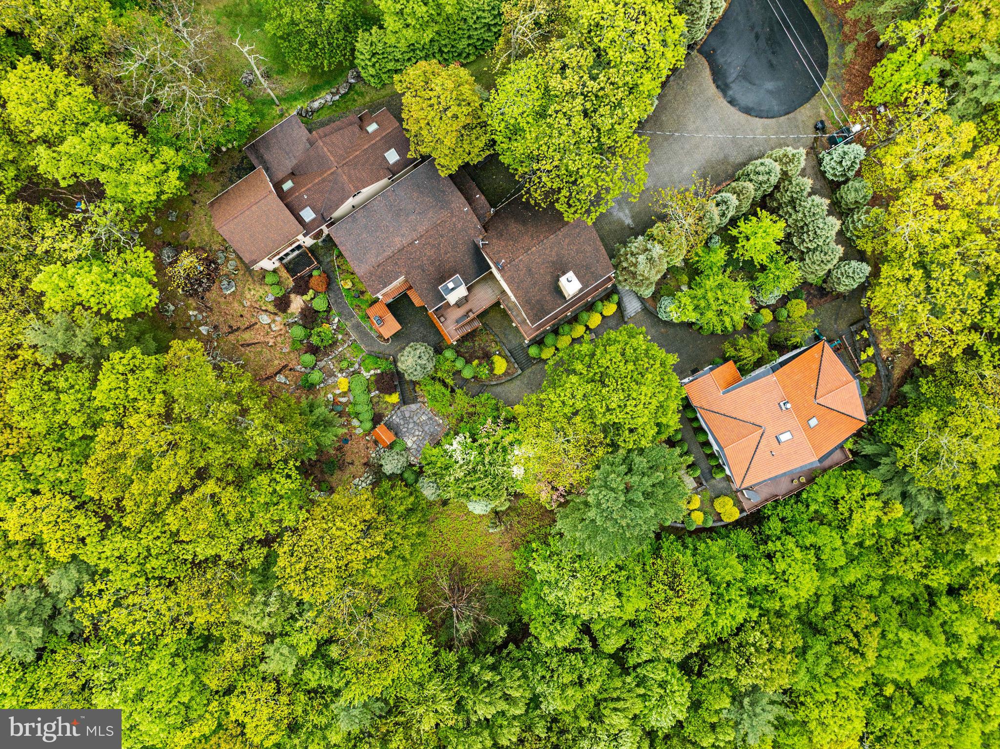 TANGLEWOOD - Residential