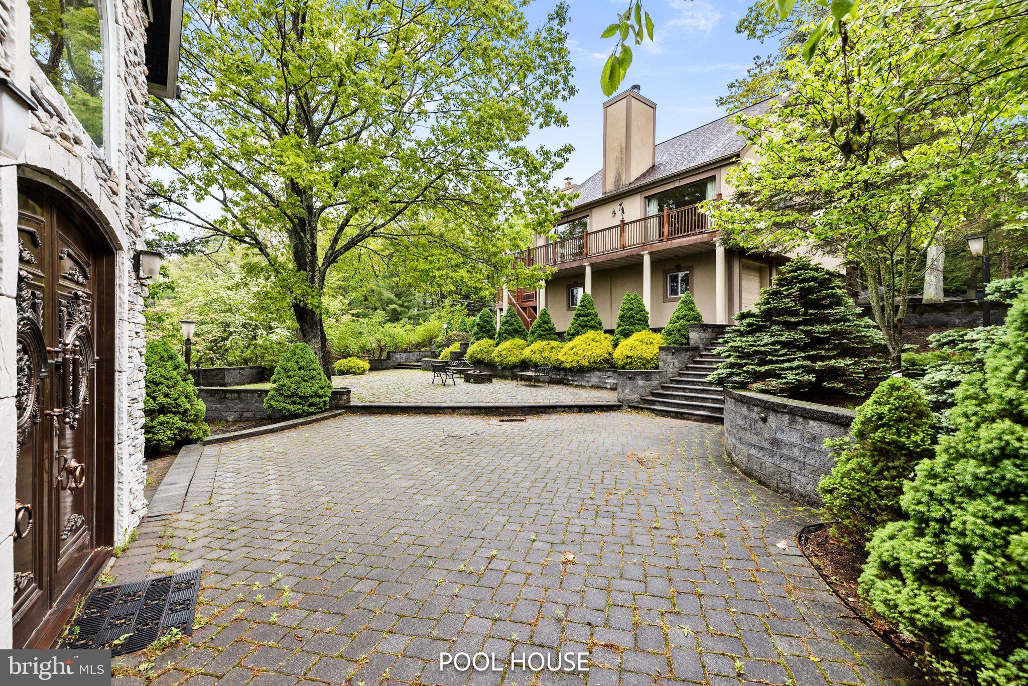 TANGLEWOOD - Residential