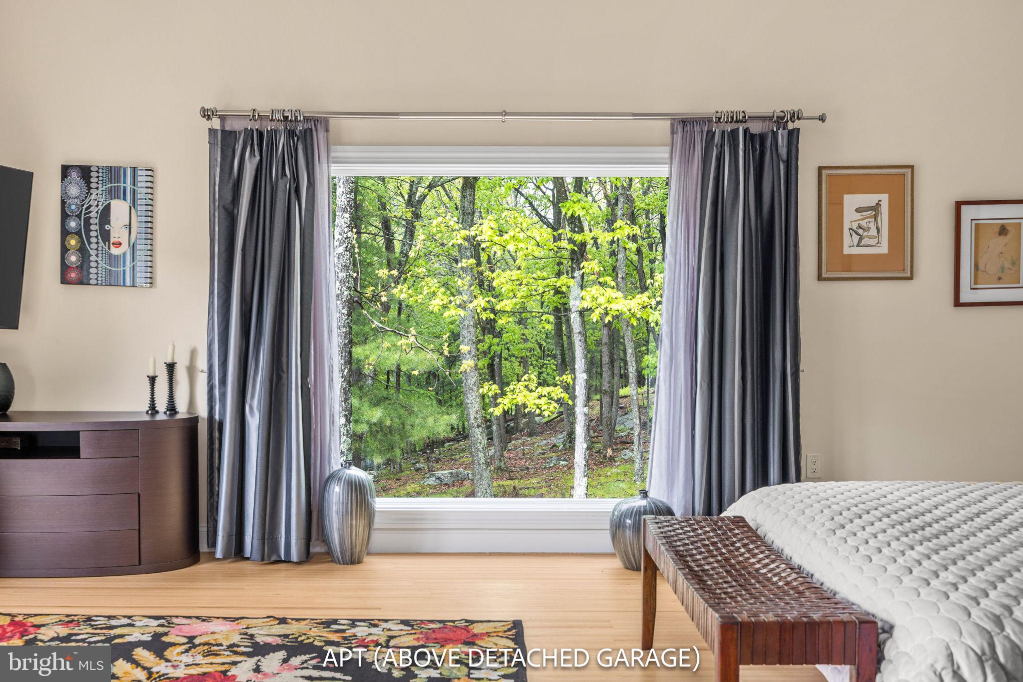 TANGLEWOOD - Residential