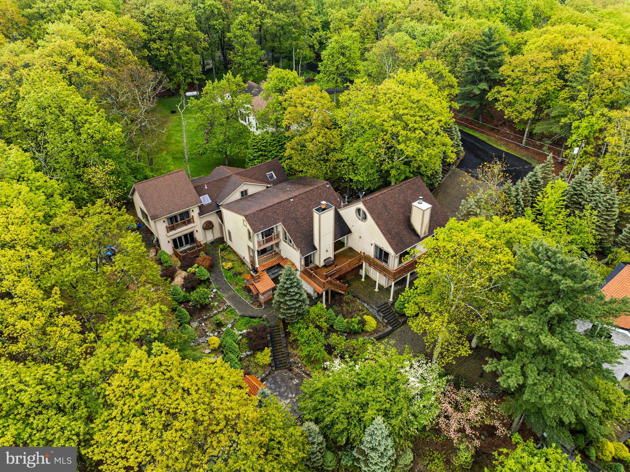 TANGLEWOOD - Residential