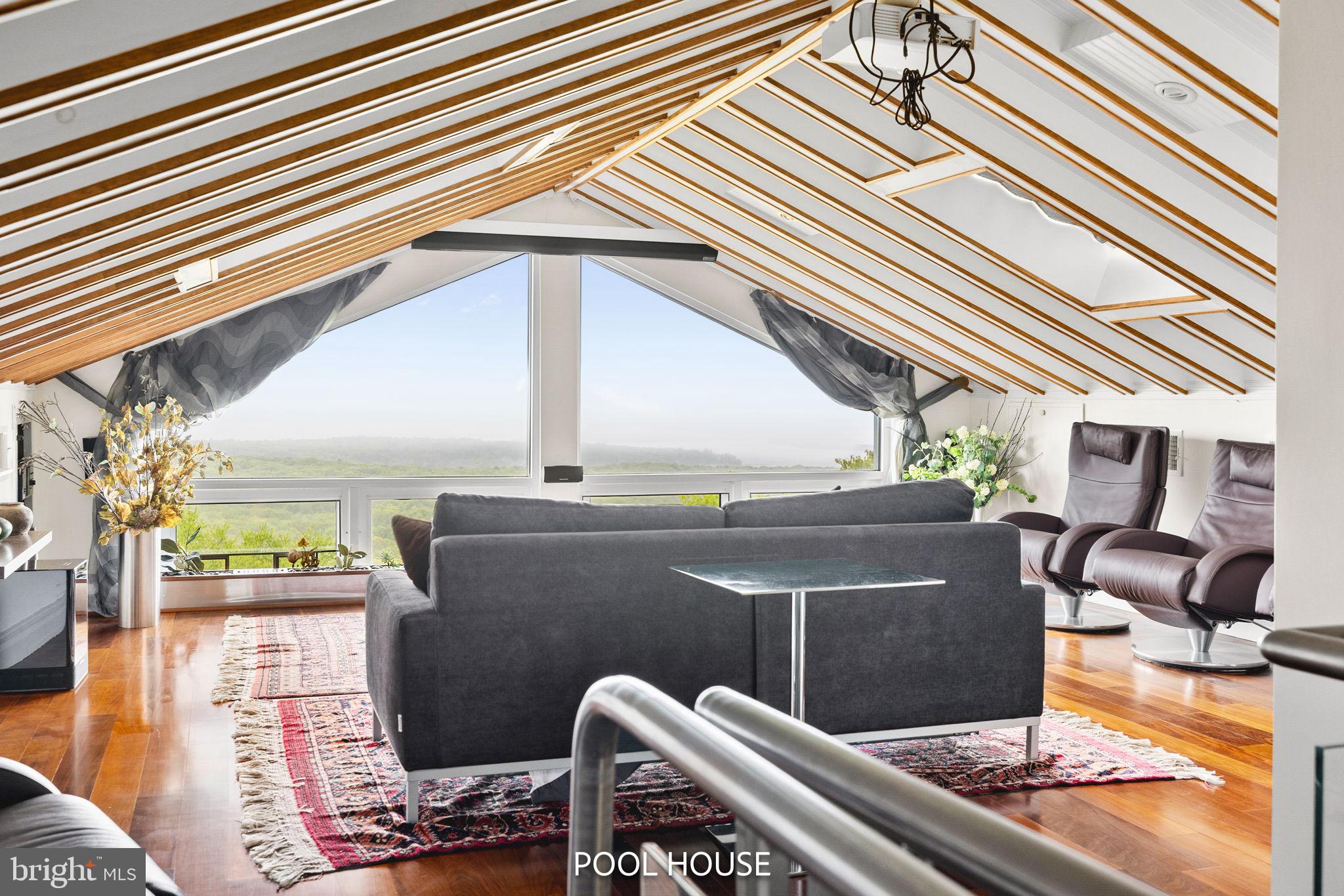 TANGLEWOOD - Residential