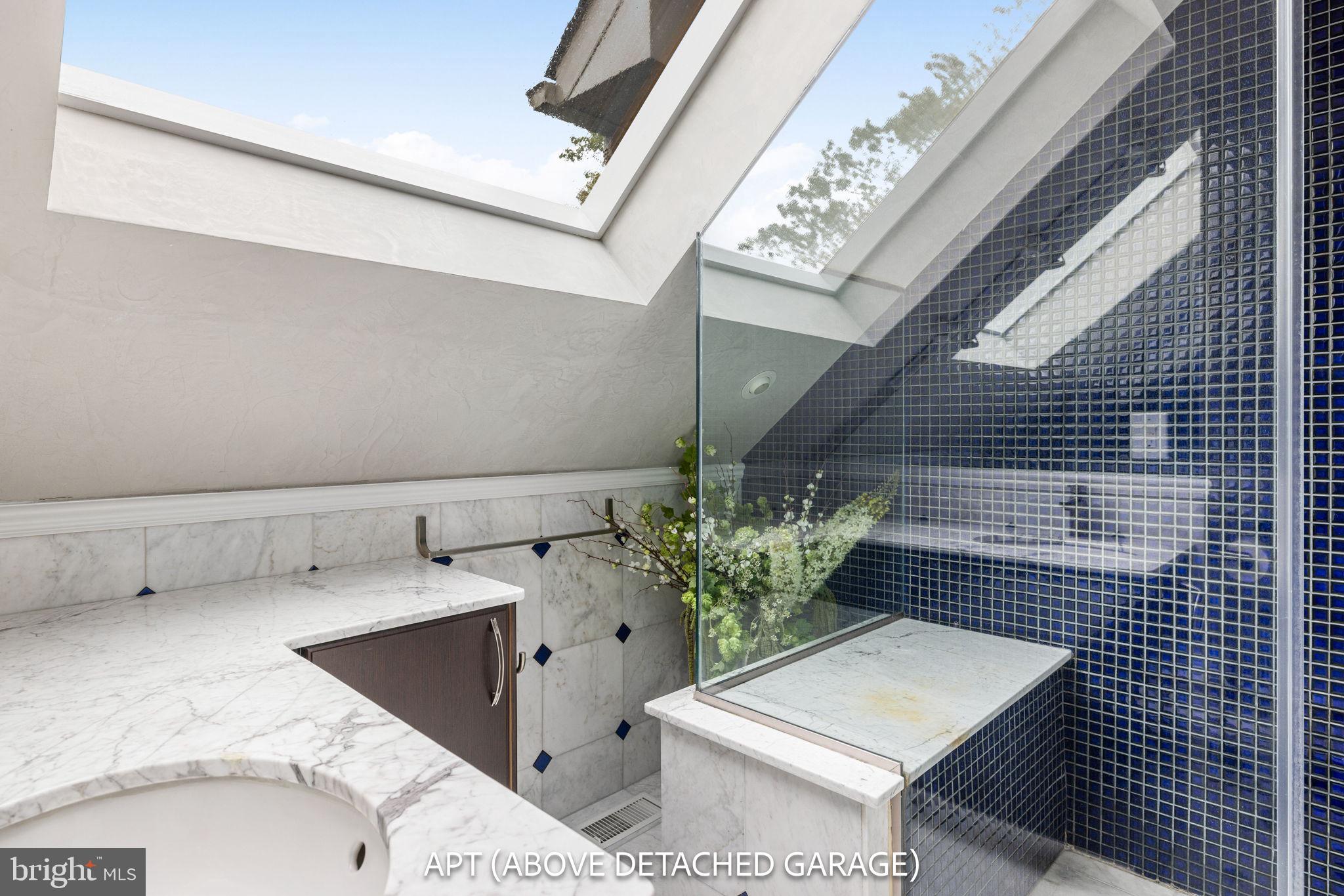 TANGLEWOOD - Residential